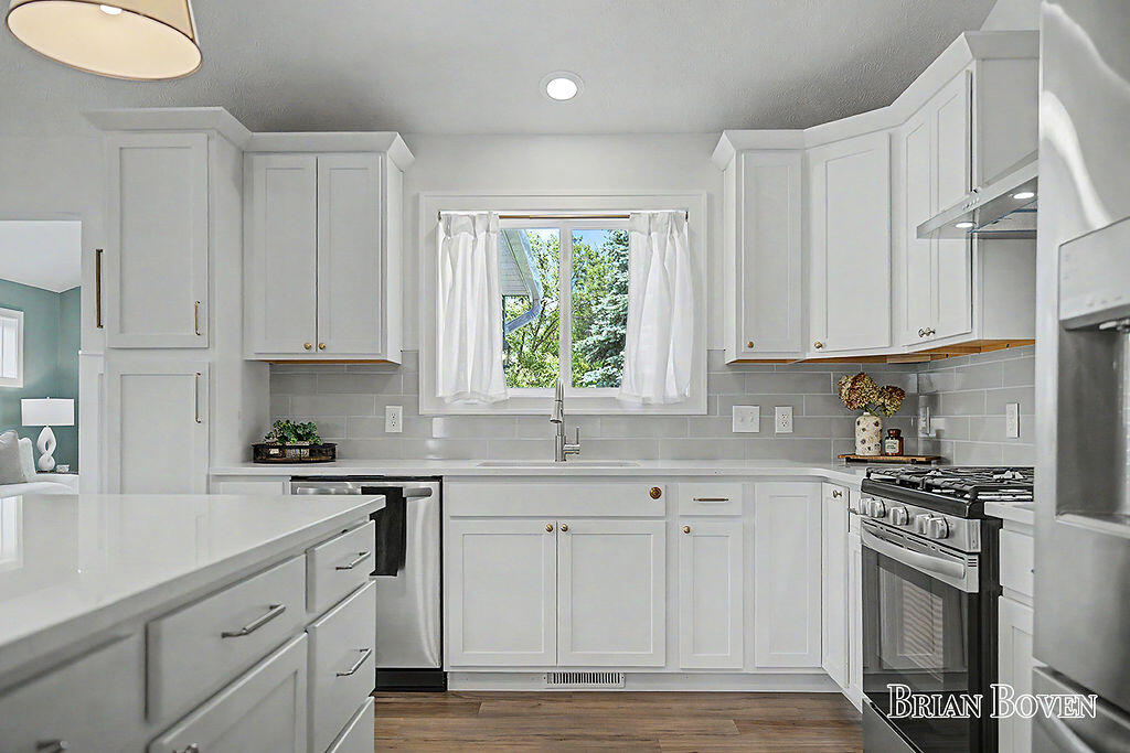 8366 Rose Ridge Drive Rockford MI 49341