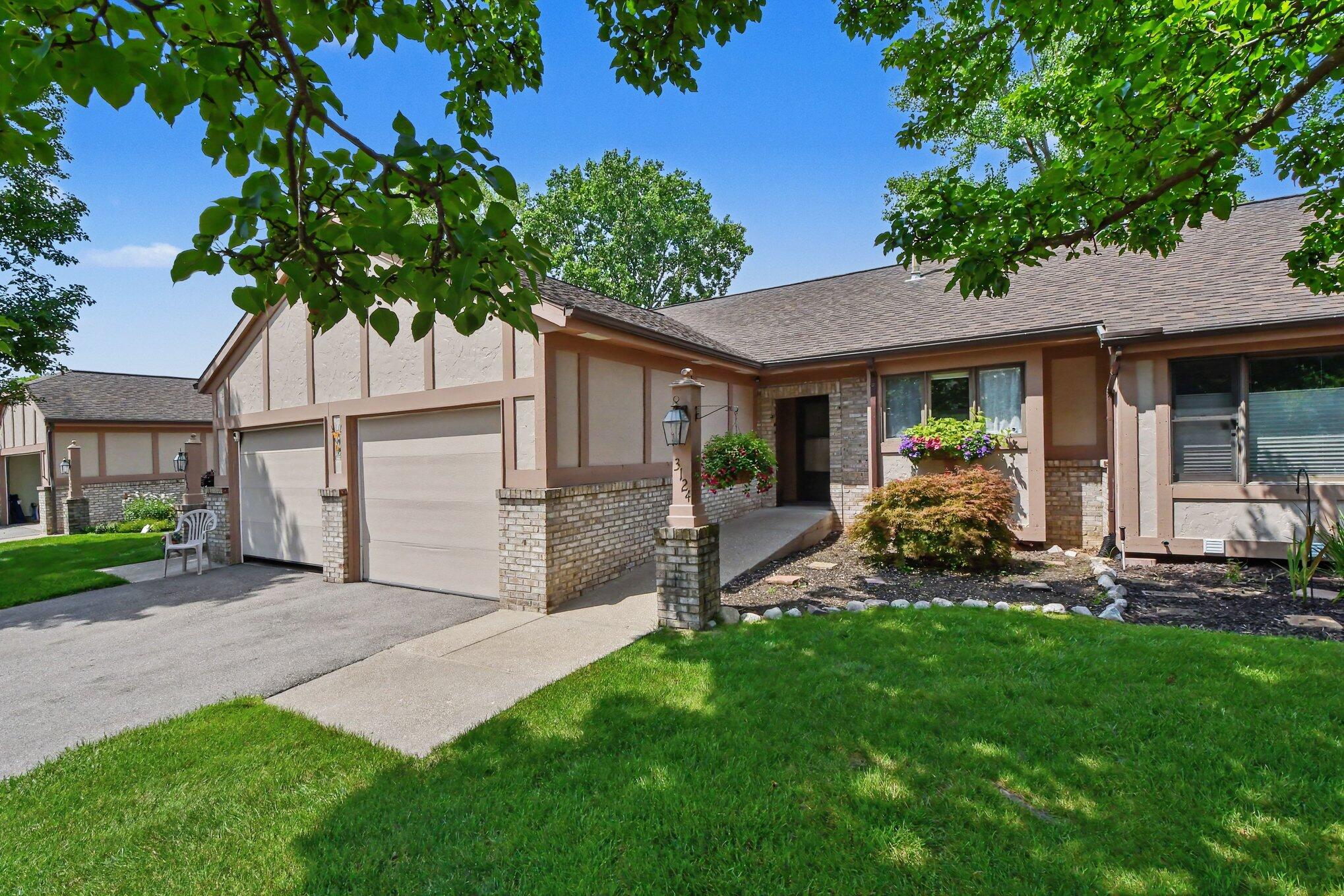 3124 Maple Villa Drive SE Grand Rapids MI 49508