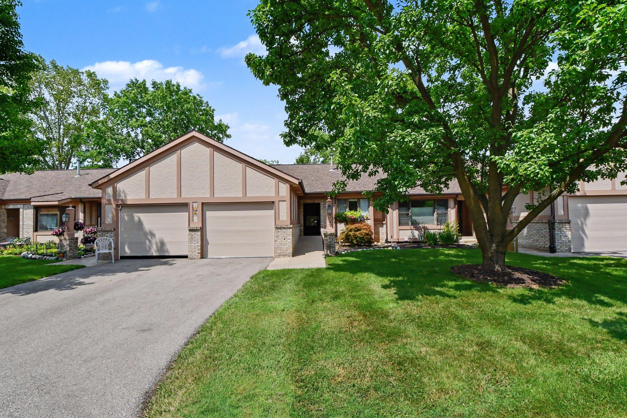 3124 Maple Villa Drive SE Grand Rapids MI 49508