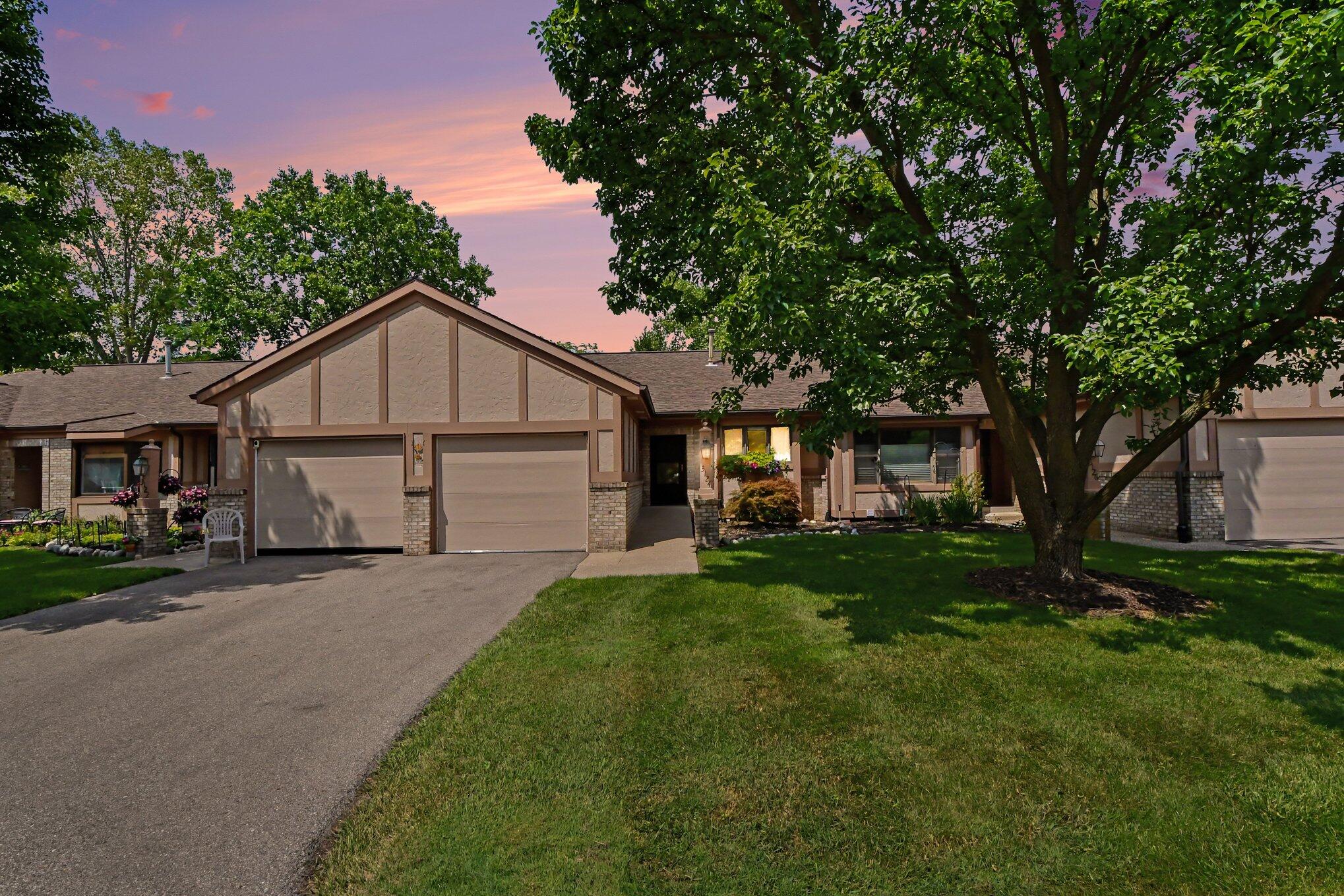 3124 Maple Villa Drive SE Grand Rapids MI 49508