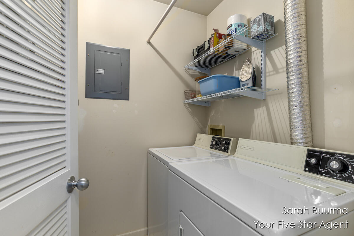 3142 Windcrest Court NE Grand Rapids MI 49525