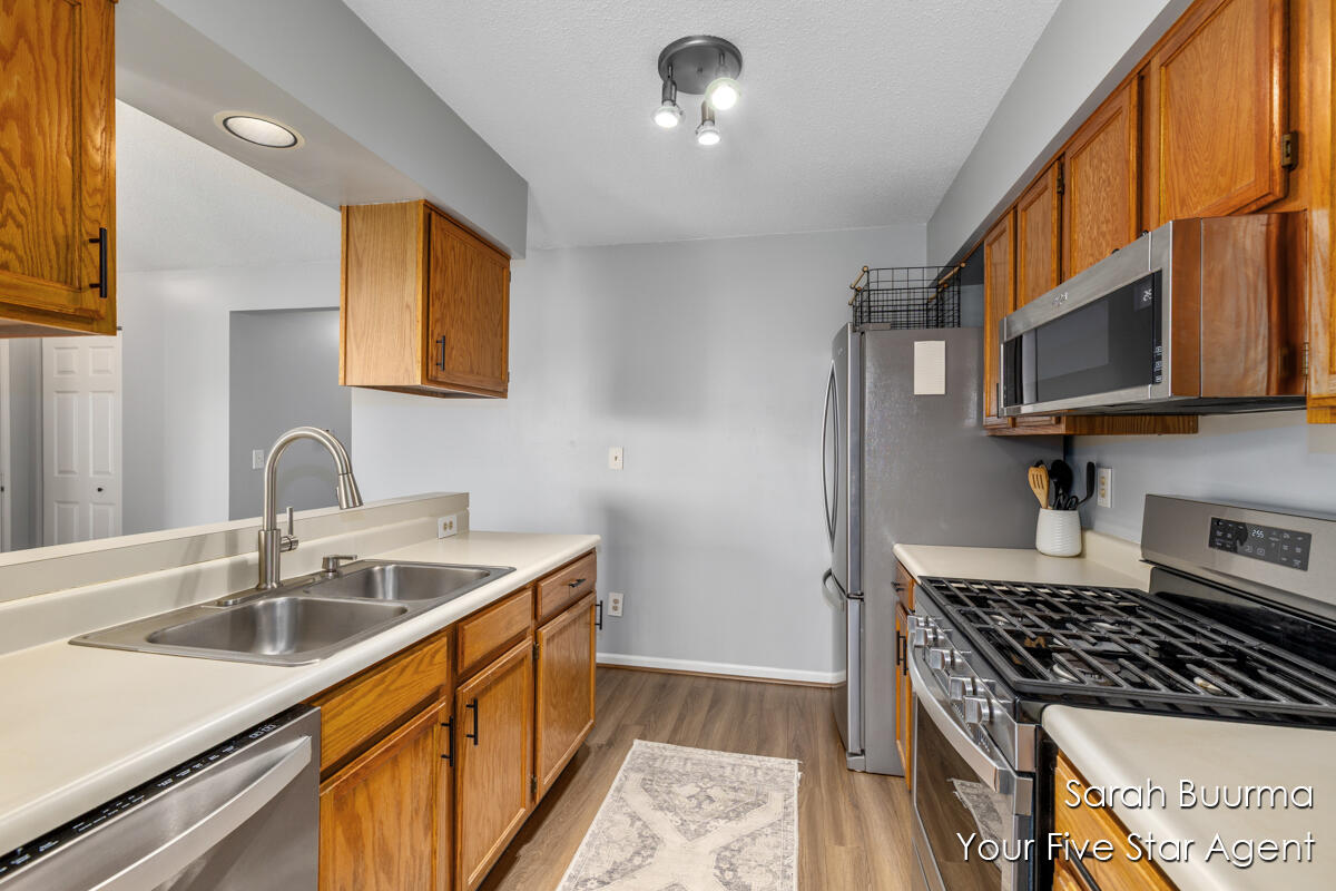 3142 Windcrest Court NE Grand Rapids MI 49525