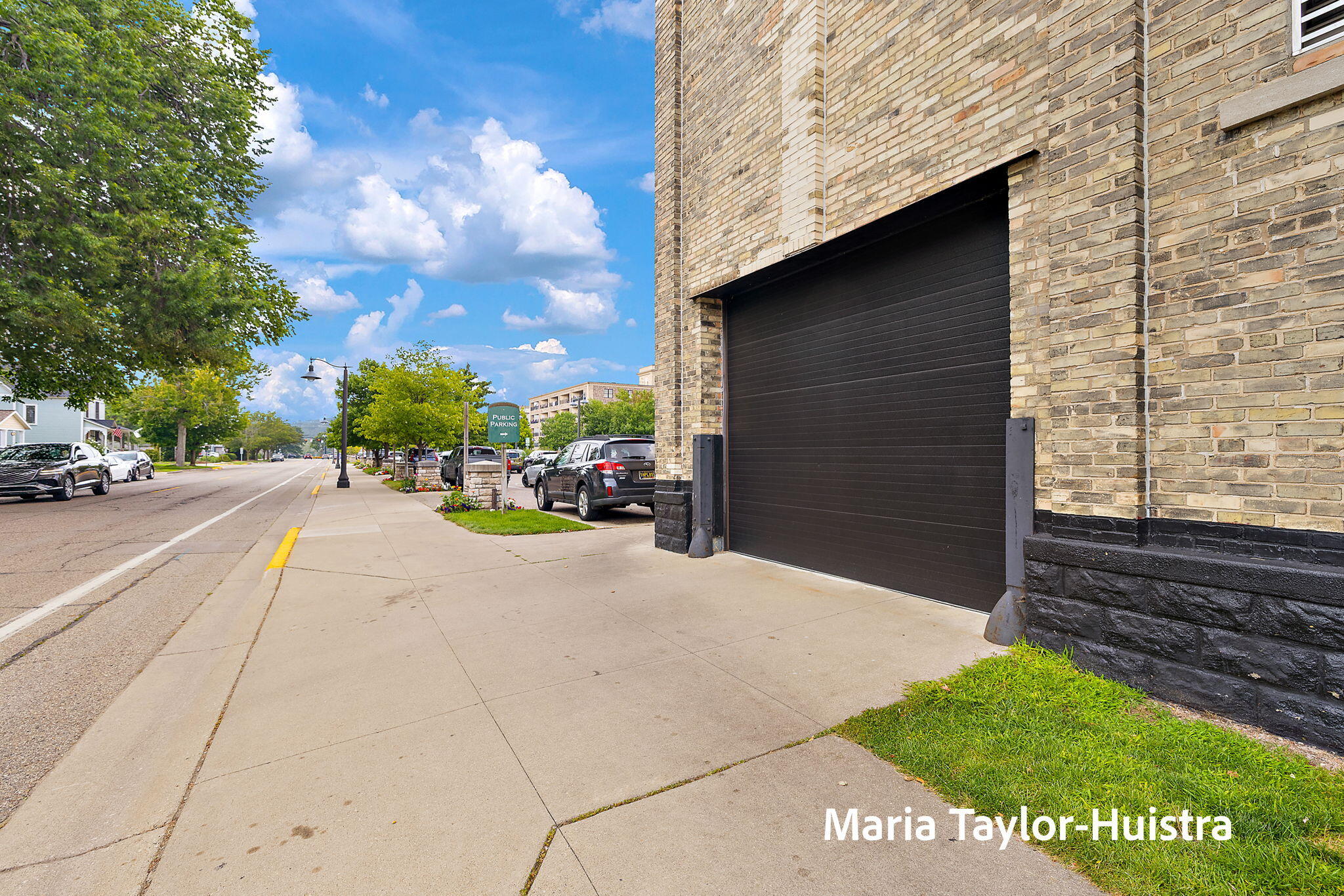 17 S 2nd Street Grand Haven MI 49417