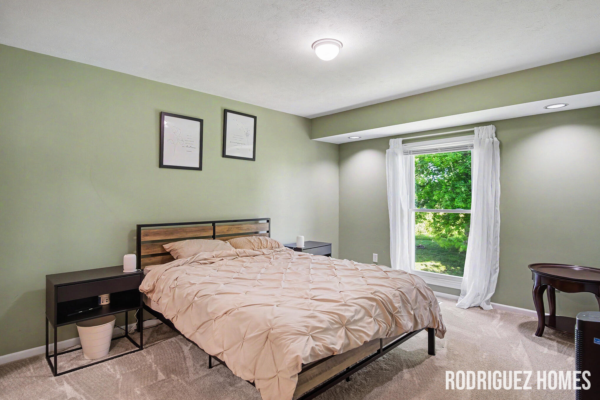 3393 English Hills Drive NW Grand Rapids MI 49544