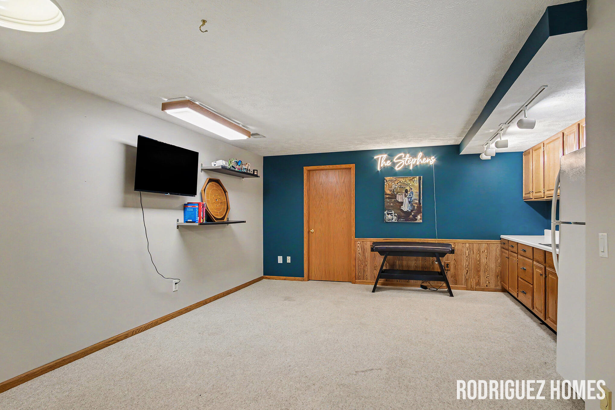 3393 English Hills Drive NW Grand Rapids MI 49544
