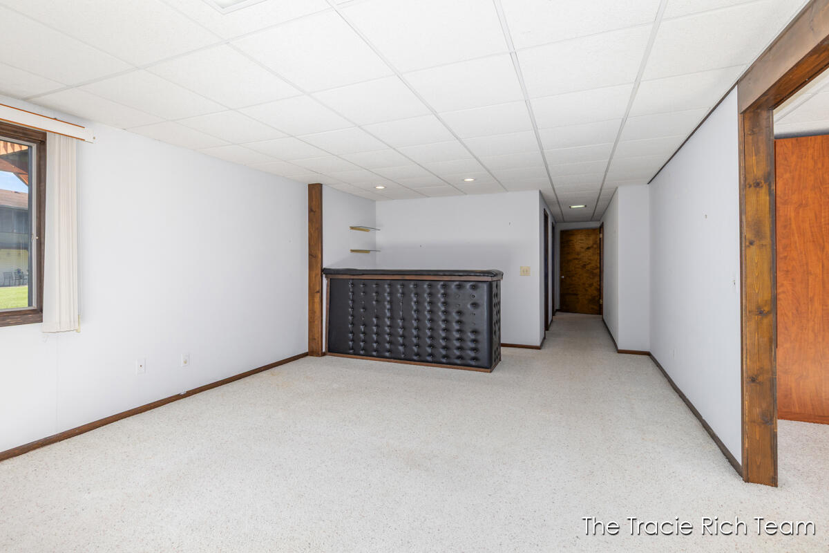 2142 Remington Way NE Grand Rapids MI 49505