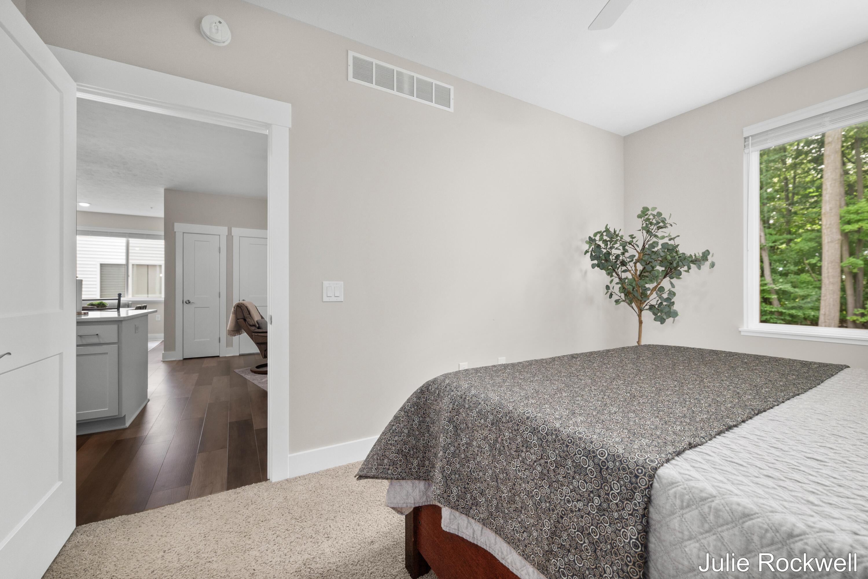 2358 Watertown Way Grand Rapids MI 49505