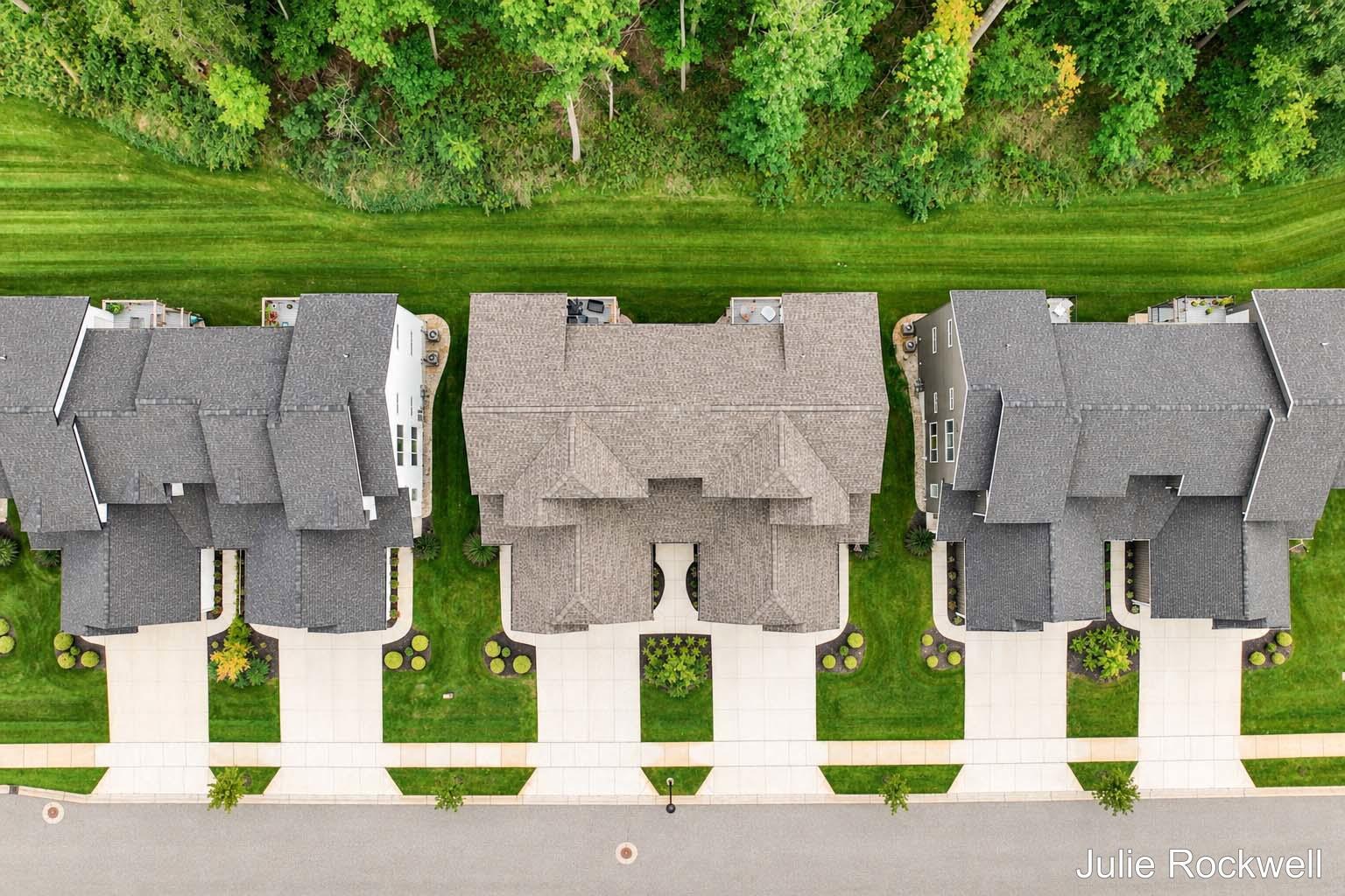 2358 Watertown Way Grand Rapids MI 49505