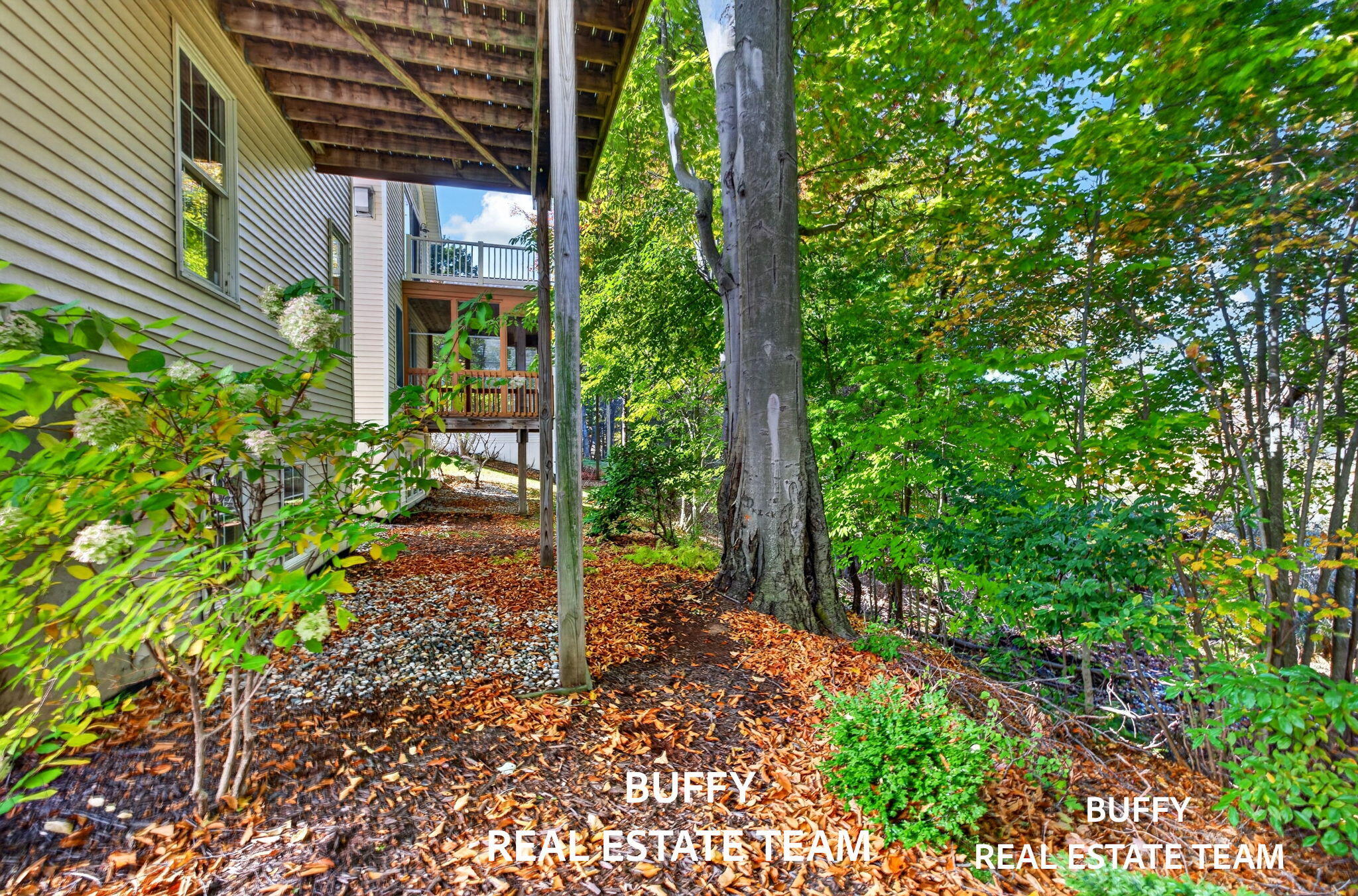 907 Bluff Creek Drive Grand Haven MI 49417