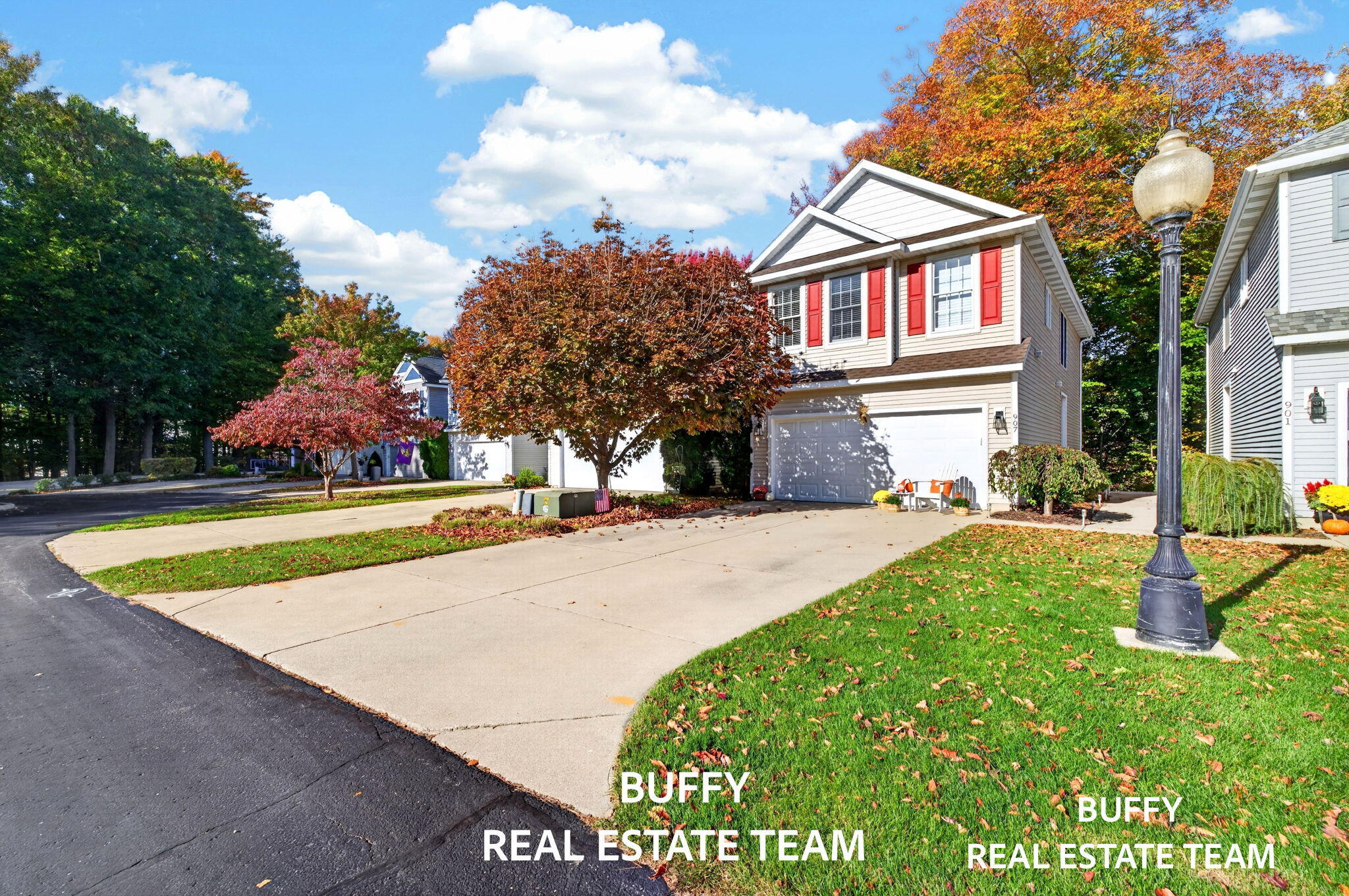 907 Bluff Creek Drive Grand Haven MI 49417