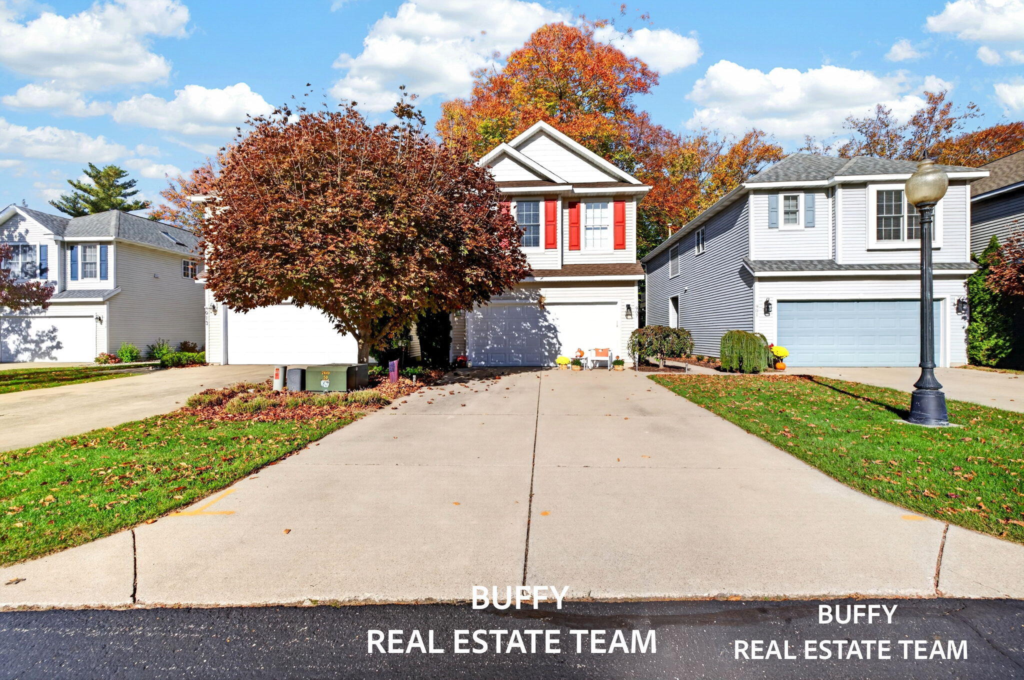 907 Bluff Creek Drive Grand Haven MI 49417