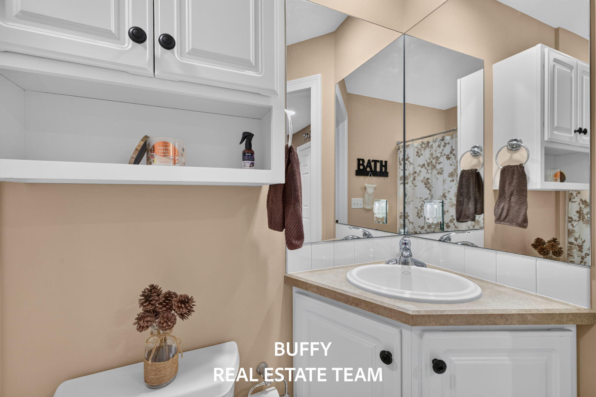 907 Bluff Creek Drive Grand Haven MI 49417