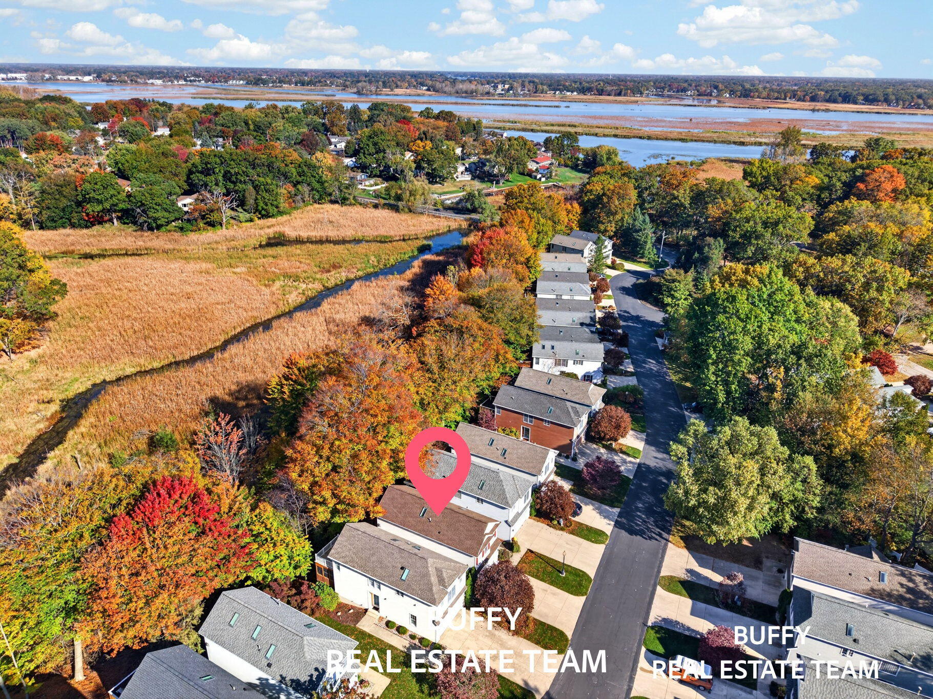 907 Bluff Creek Drive Grand Haven MI 49417