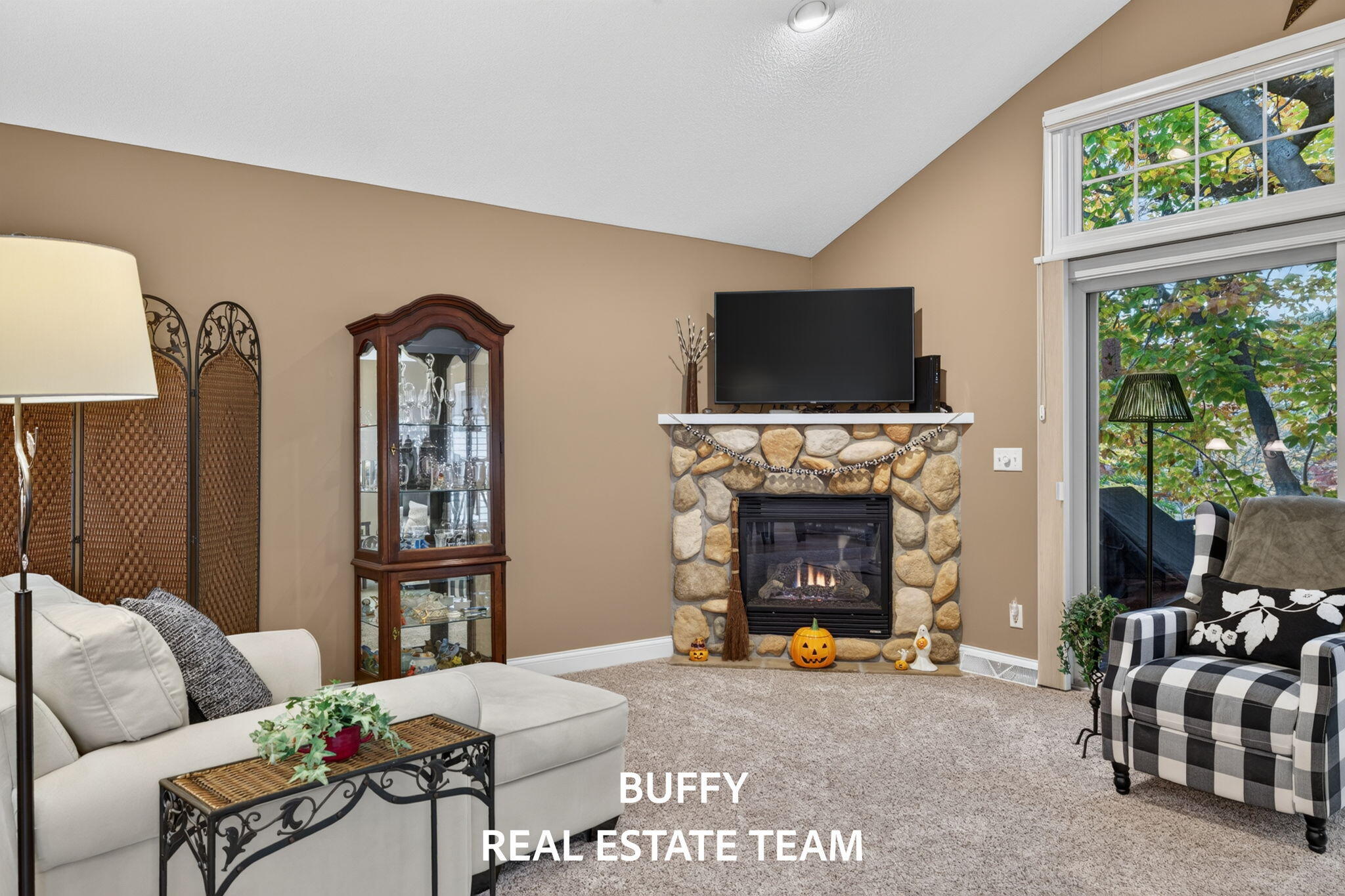 907 Bluff Creek Drive Grand Haven MI 49417