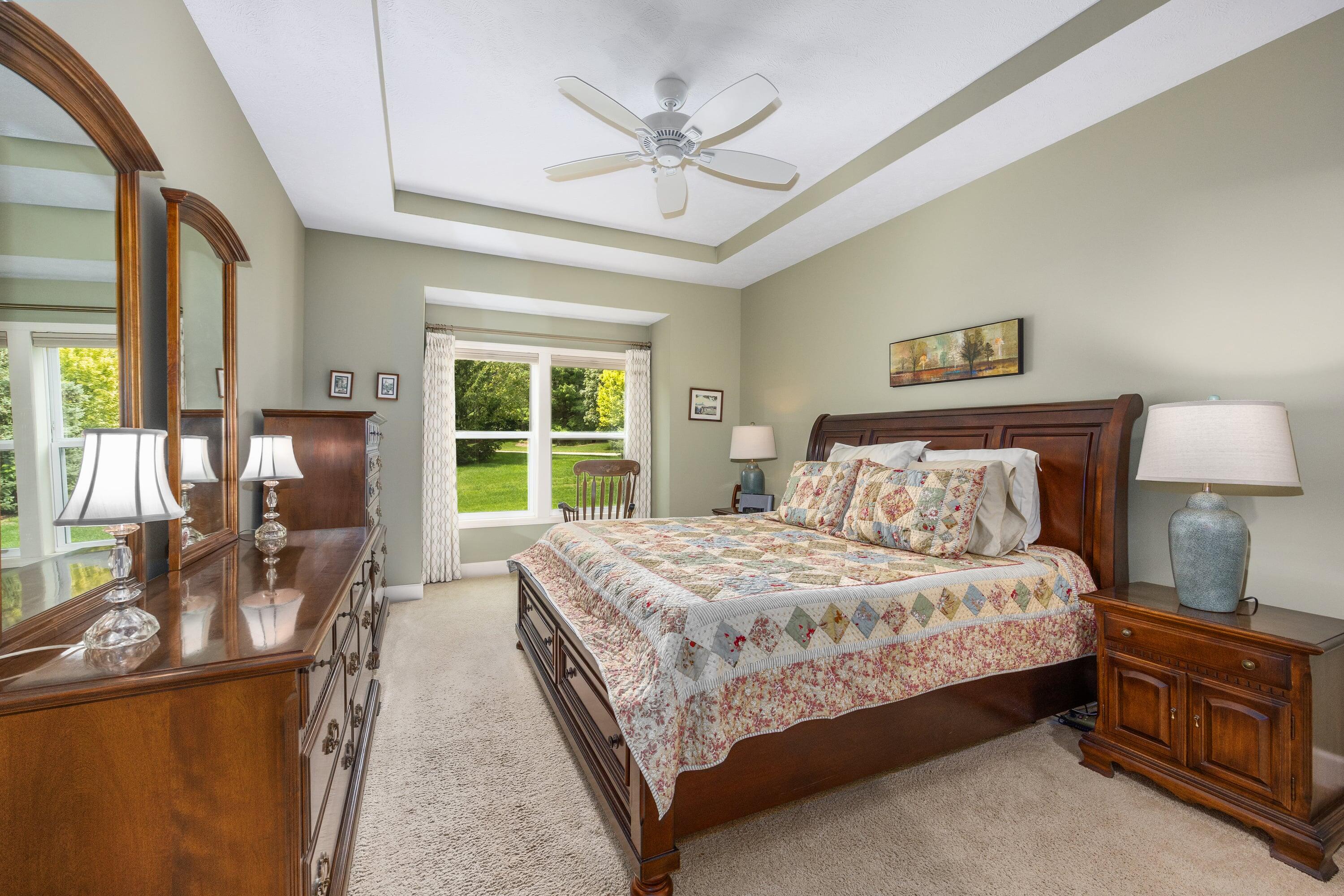 2955 Woodridge Circle NE Grand Rapids MI 49525
