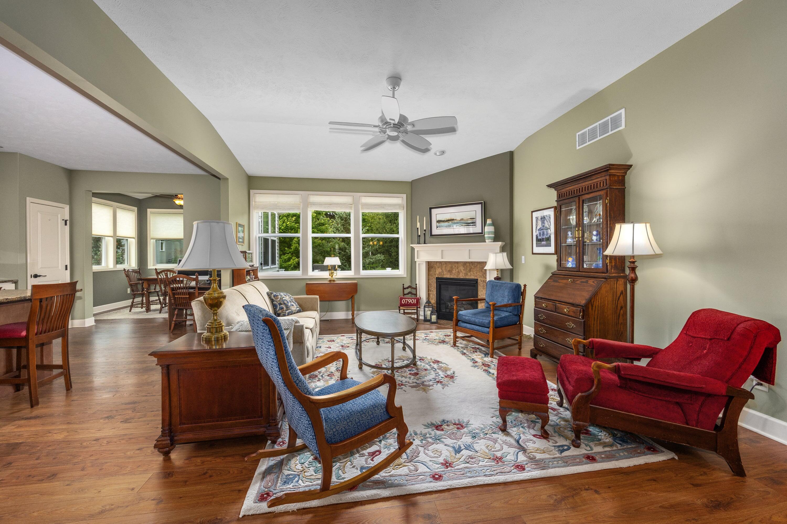 2955 Woodridge Circle NE Grand Rapids MI 49525