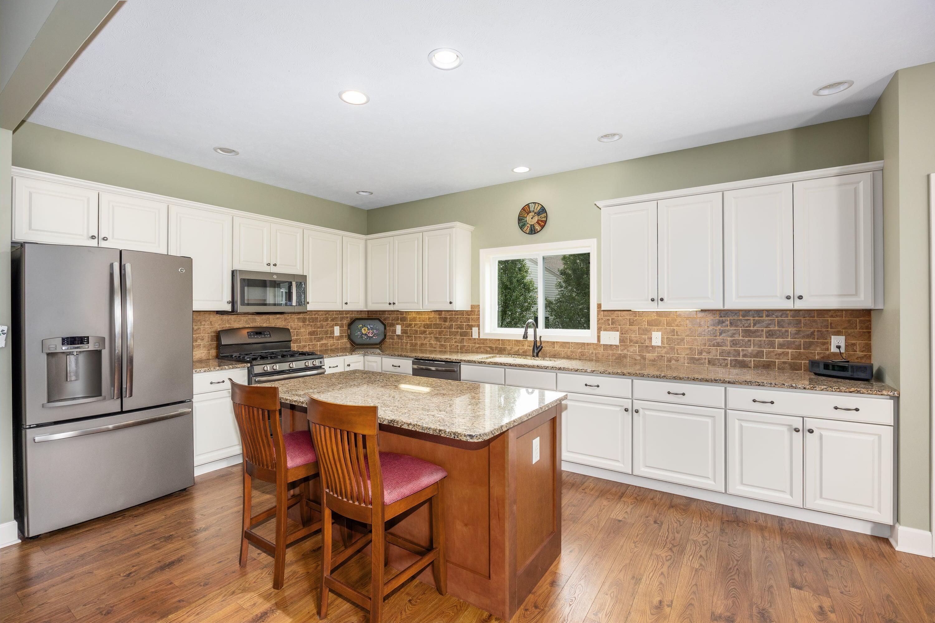 2955 Woodridge Circle NE Grand Rapids MI 49525