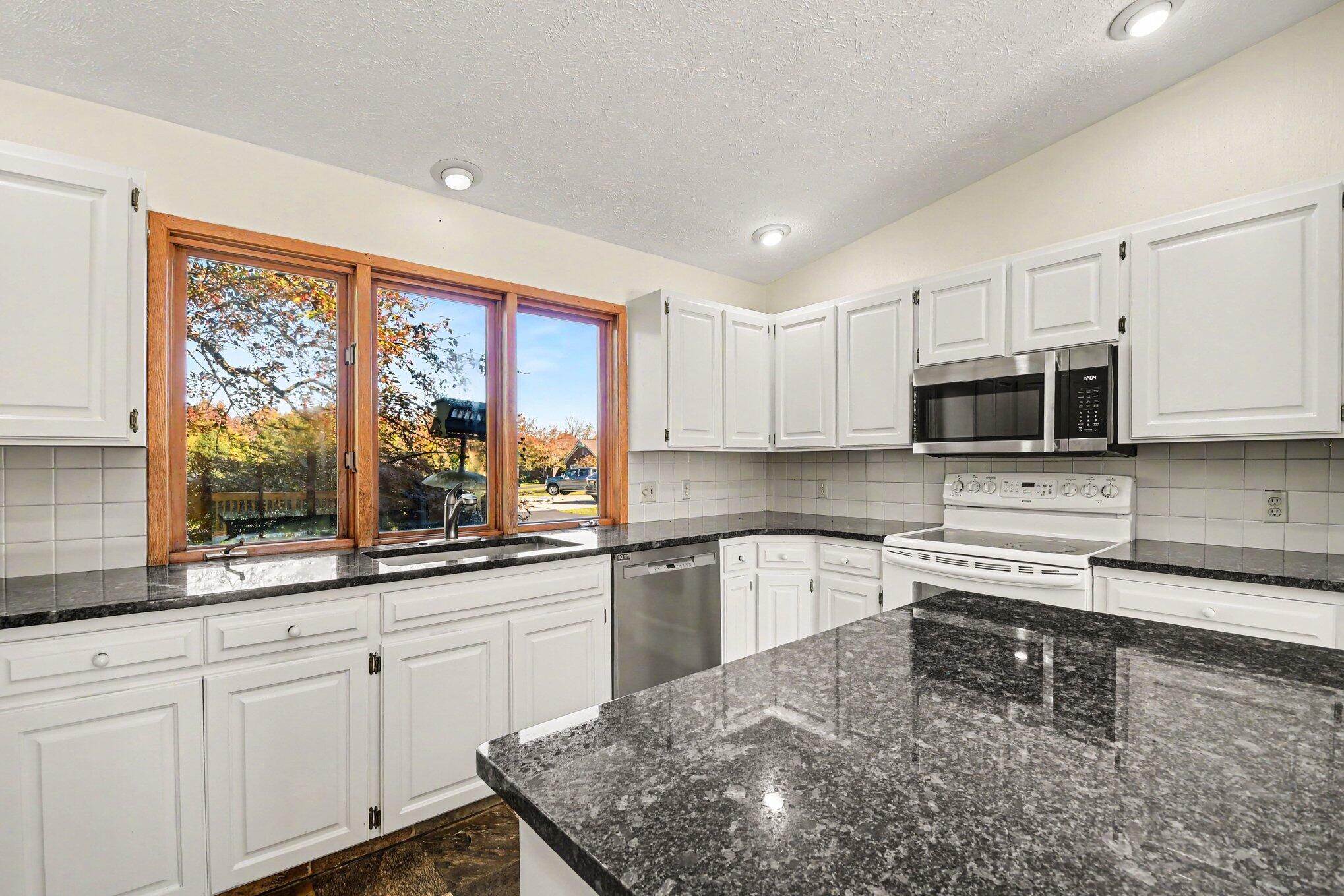 2294 S Thrush Court SE Grand Rapids MI 49546