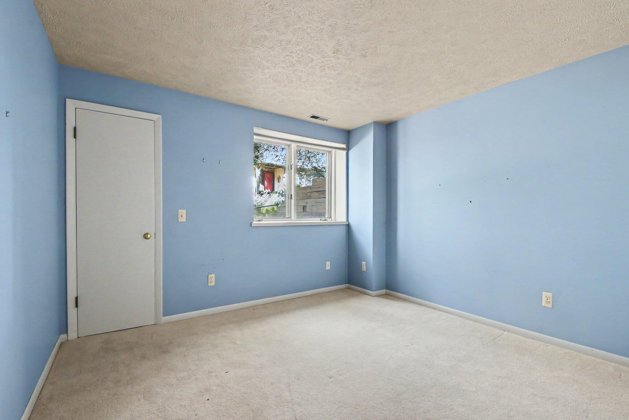 2294 S Thrush Court SE Grand Rapids MI 49546