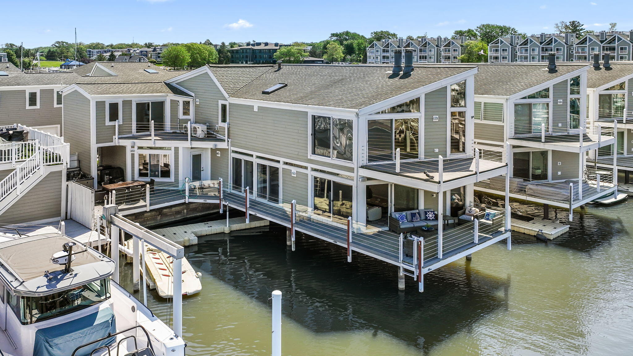 24 Harbor Isle Drive New Buffalo MI 49117