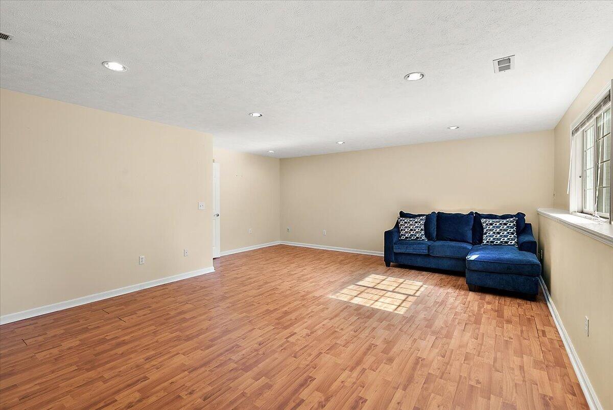 2960 Bentbrooke Drive Holland MI 49424