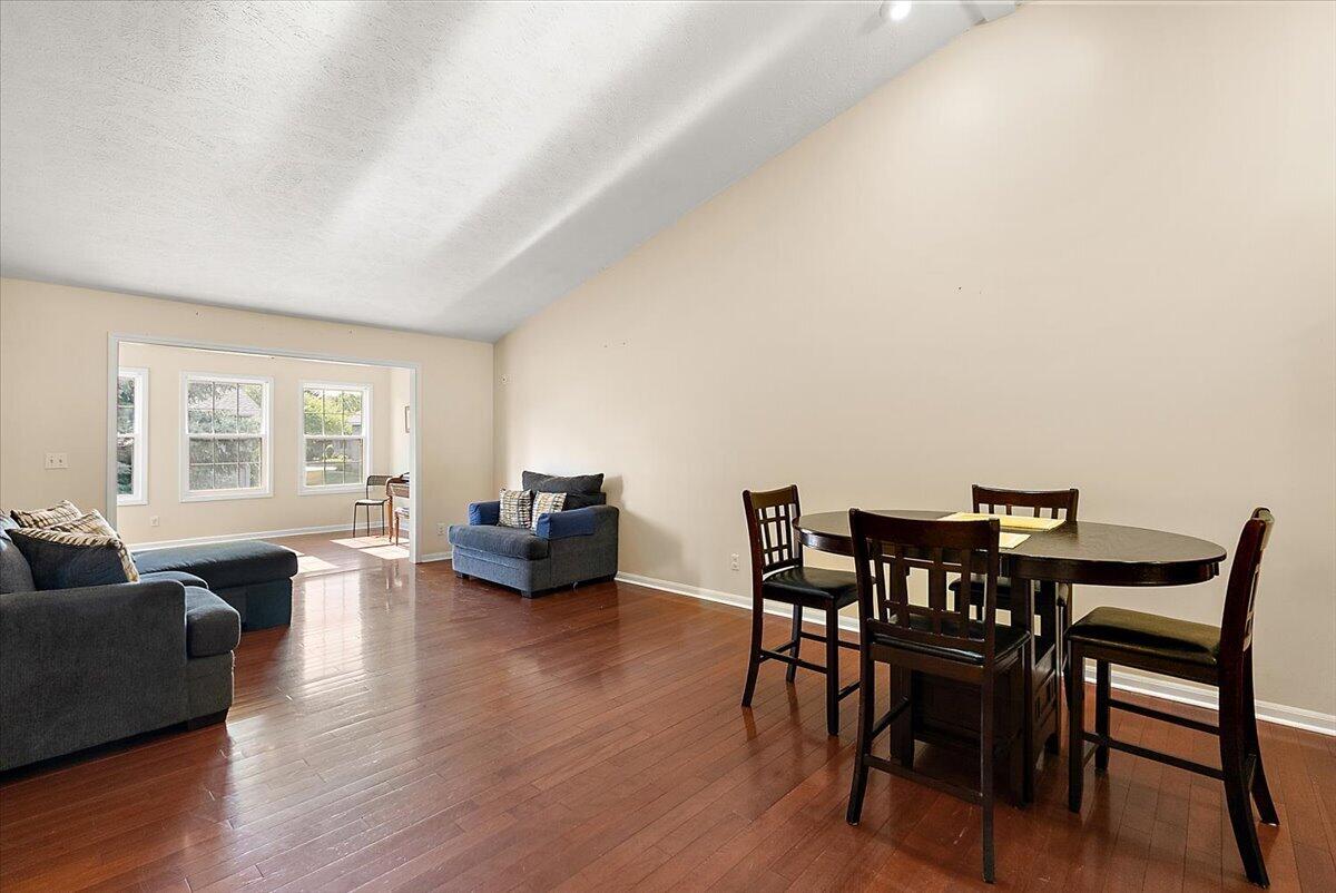 2960 Bentbrooke Drive Holland MI 49424