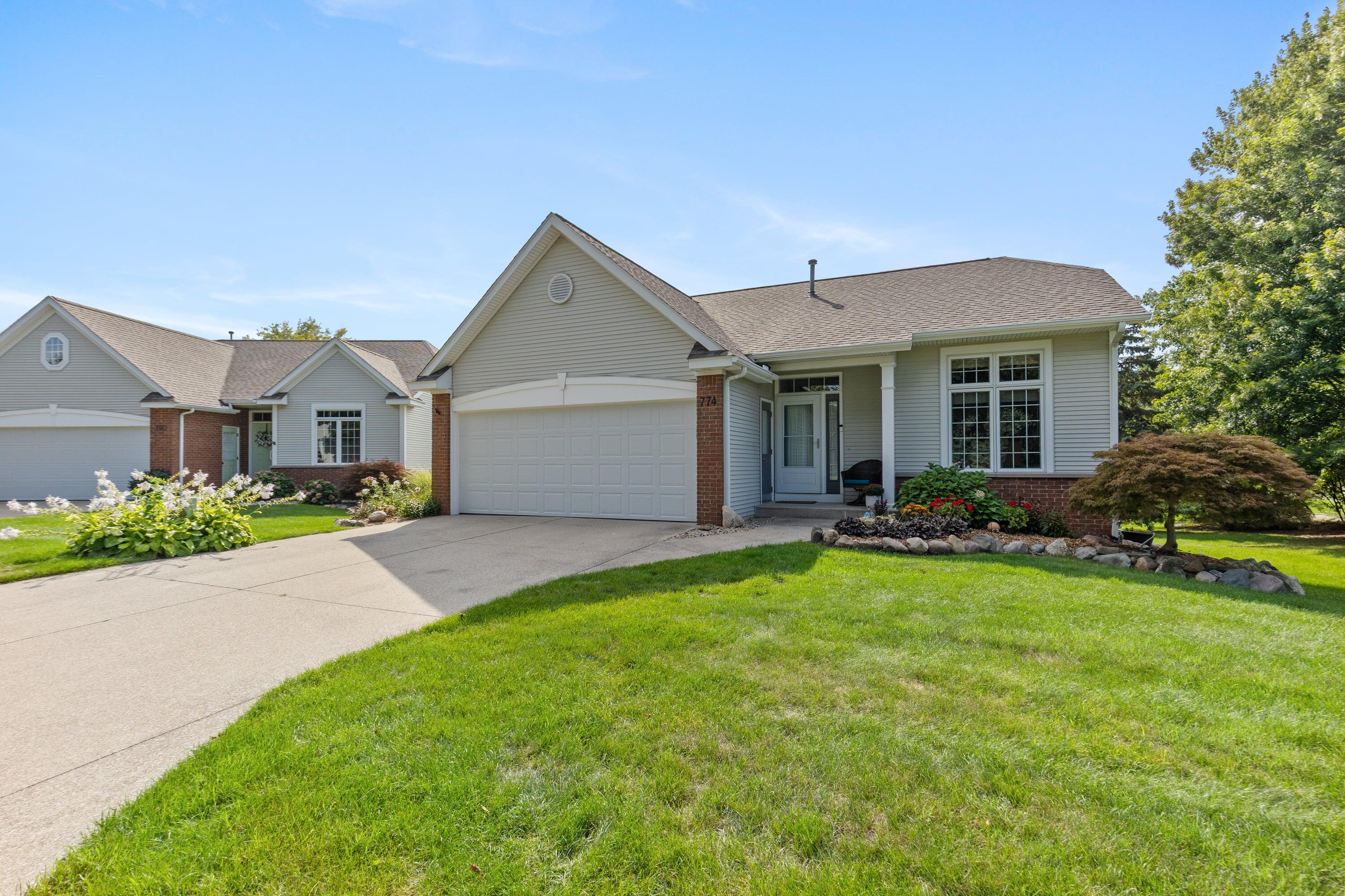 774 Holly Creek Drive Holland MI 49423