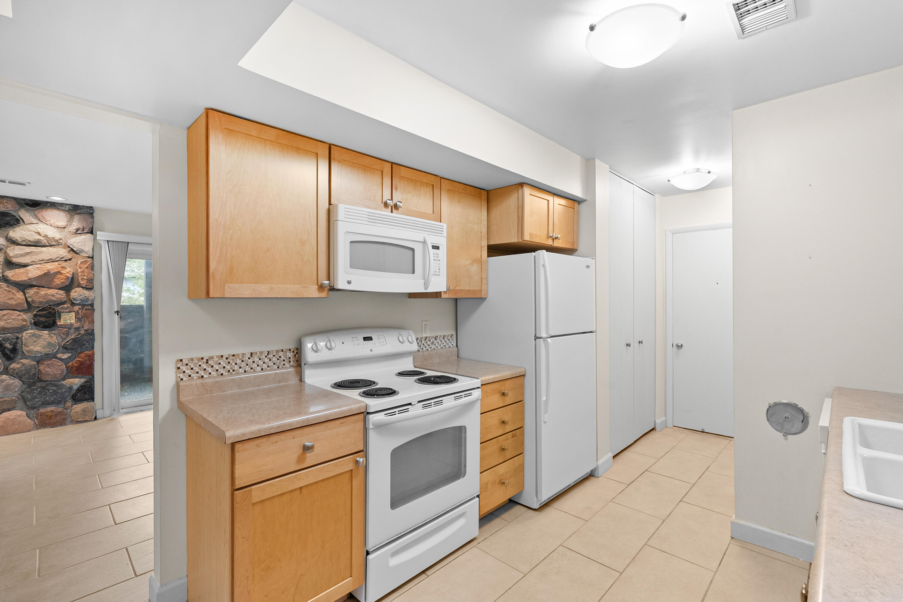 3844 Greenleaf Circle Kalamazoo MI 49008