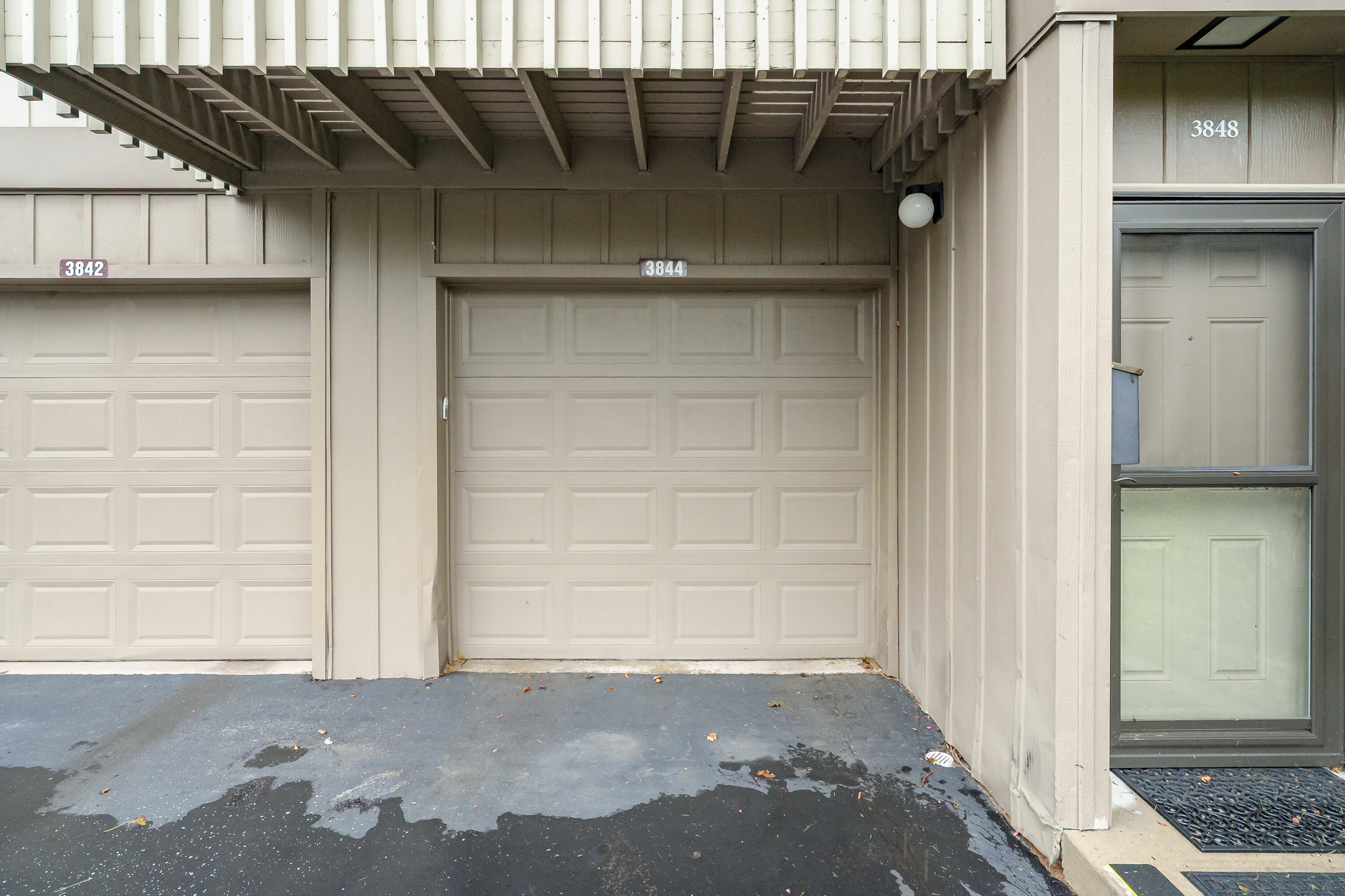 3844 Greenleaf Circle Kalamazoo MI 49008