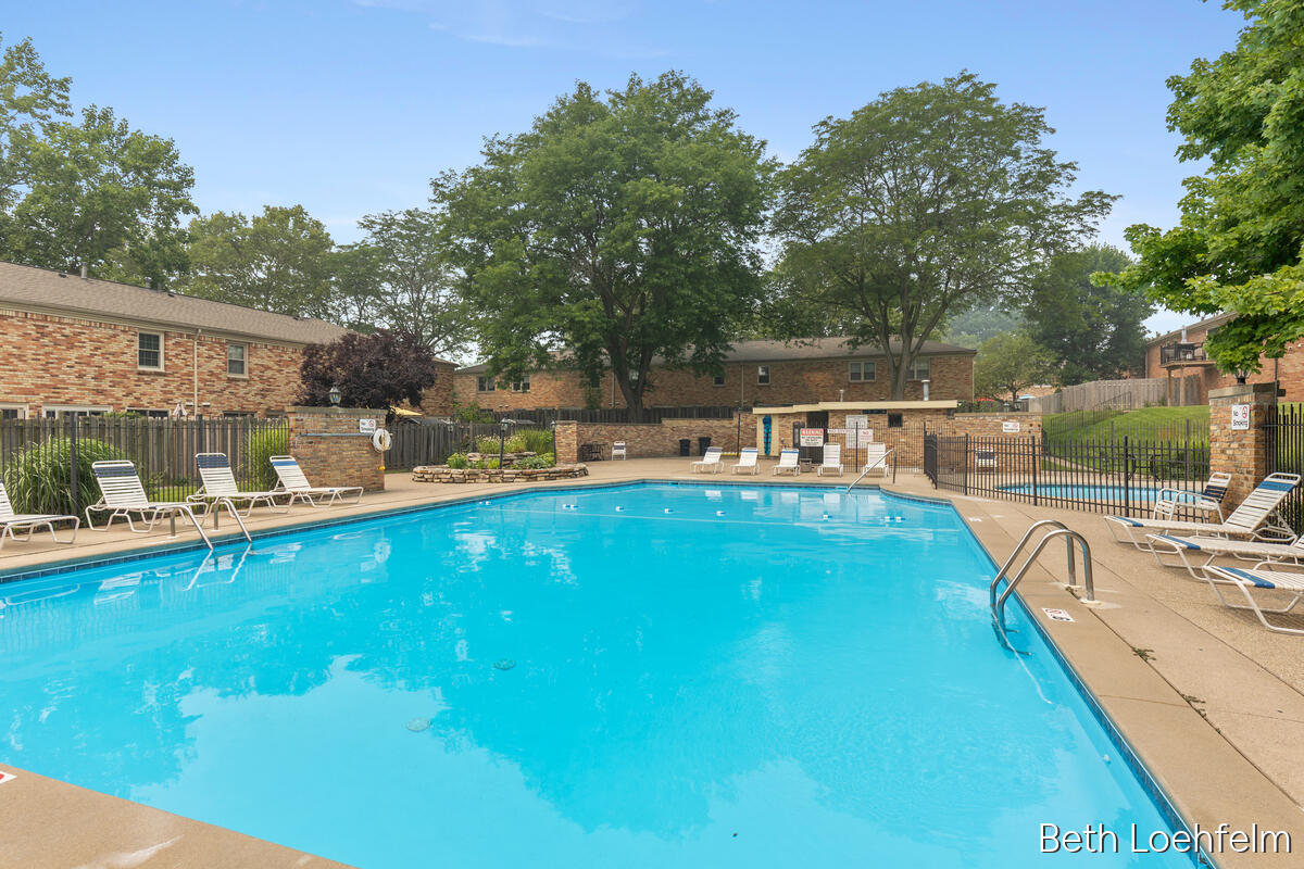 2551 Abbington Drive SE Grand Rapids MI 49506