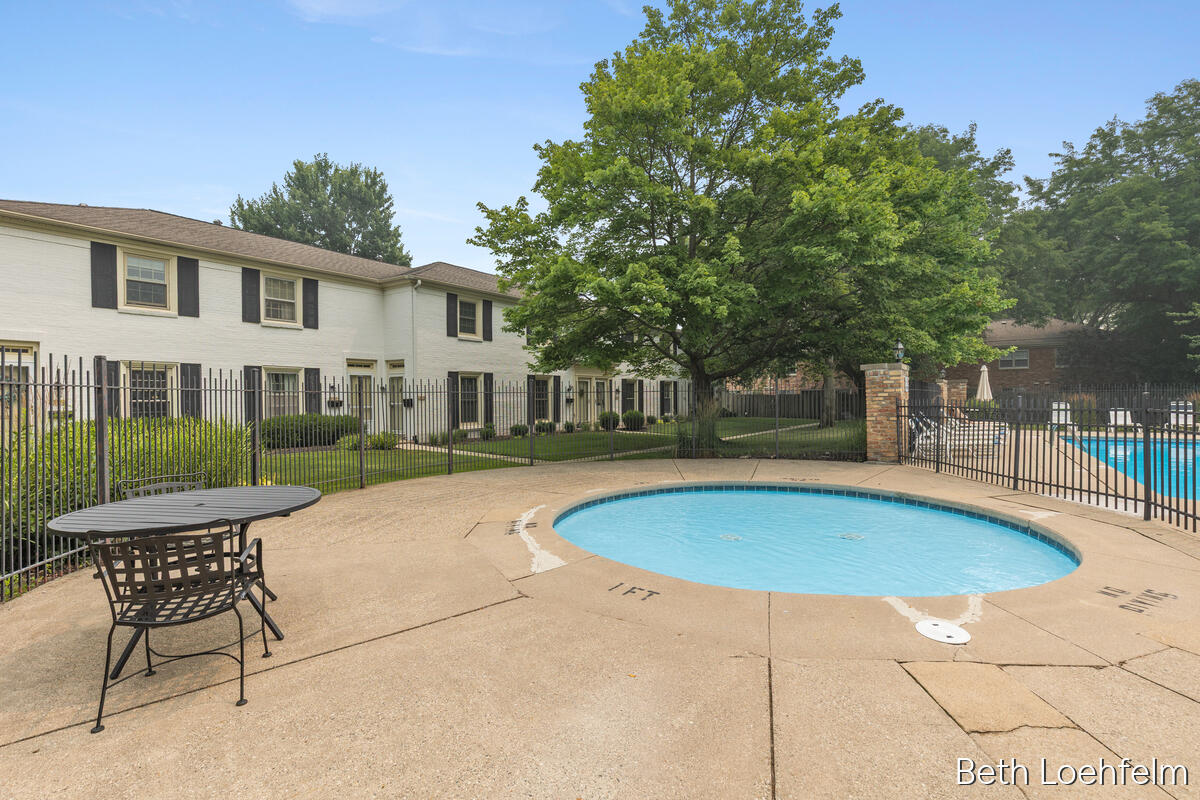 2551 Abbington Drive SE Grand Rapids MI 49506