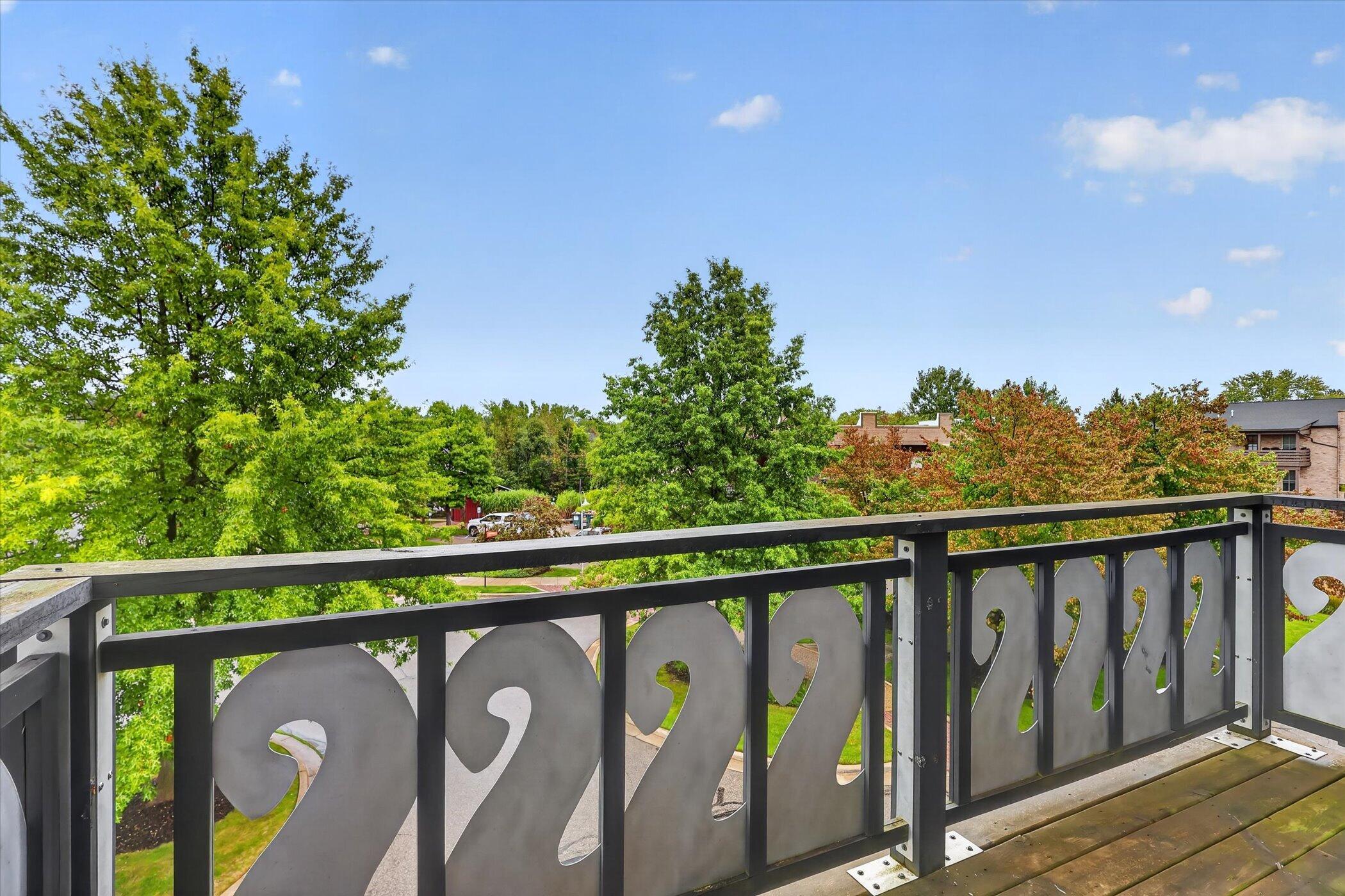 2039 Celadon Drive NE Grand Rapids MI 49525