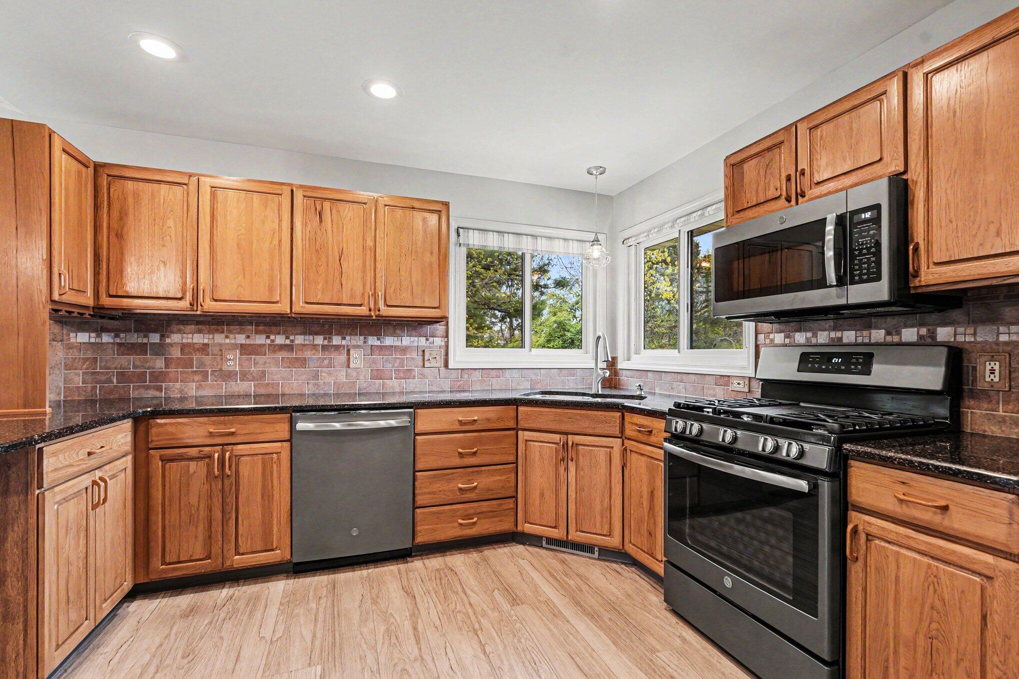 2681 Indian Creek Drive NW Grand Rapids MI 49534
