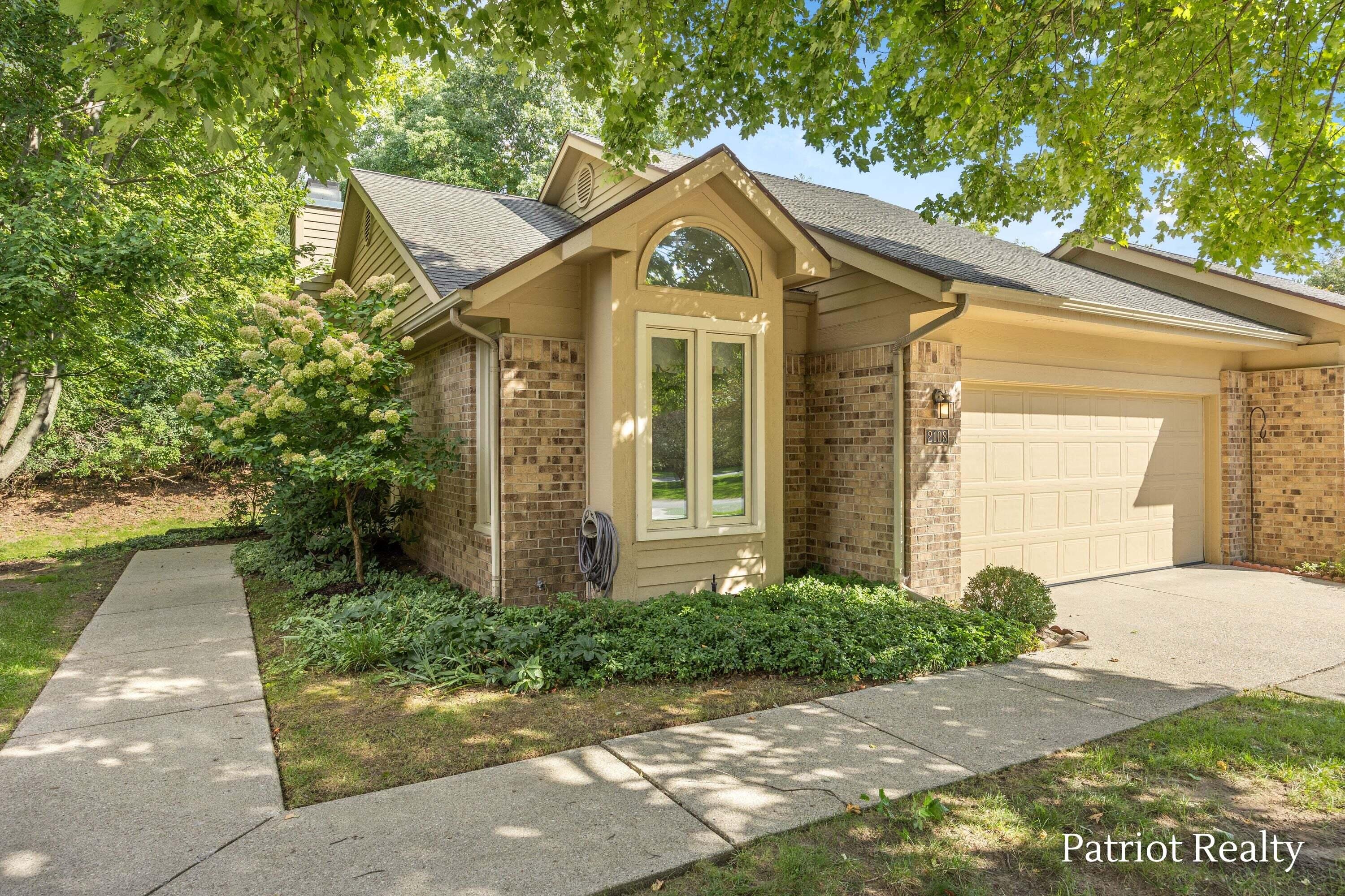 2108 Tall Meadow Street NE Grand Rapids MI 49505