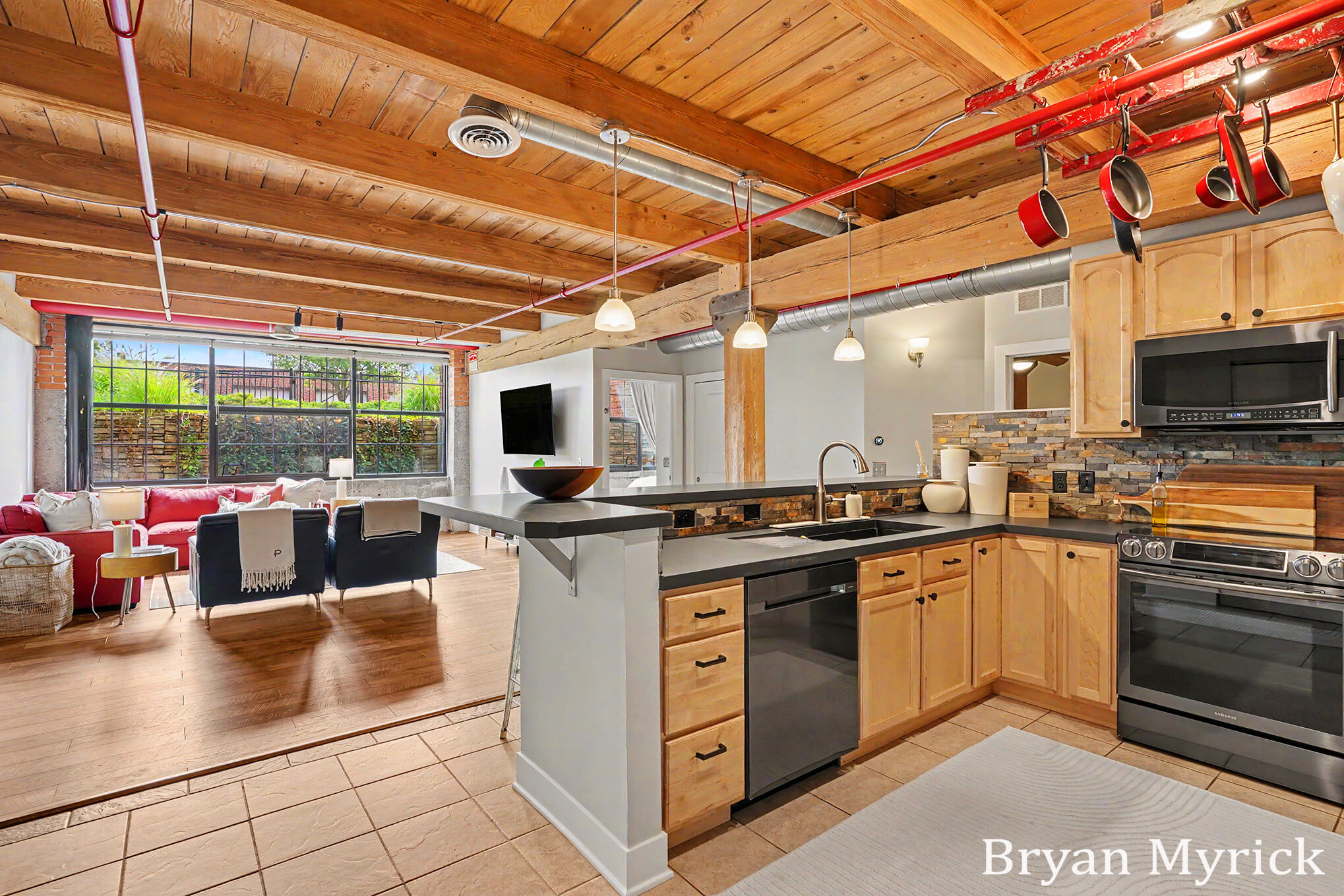 533 Columbia Avenue Holland MI 49423