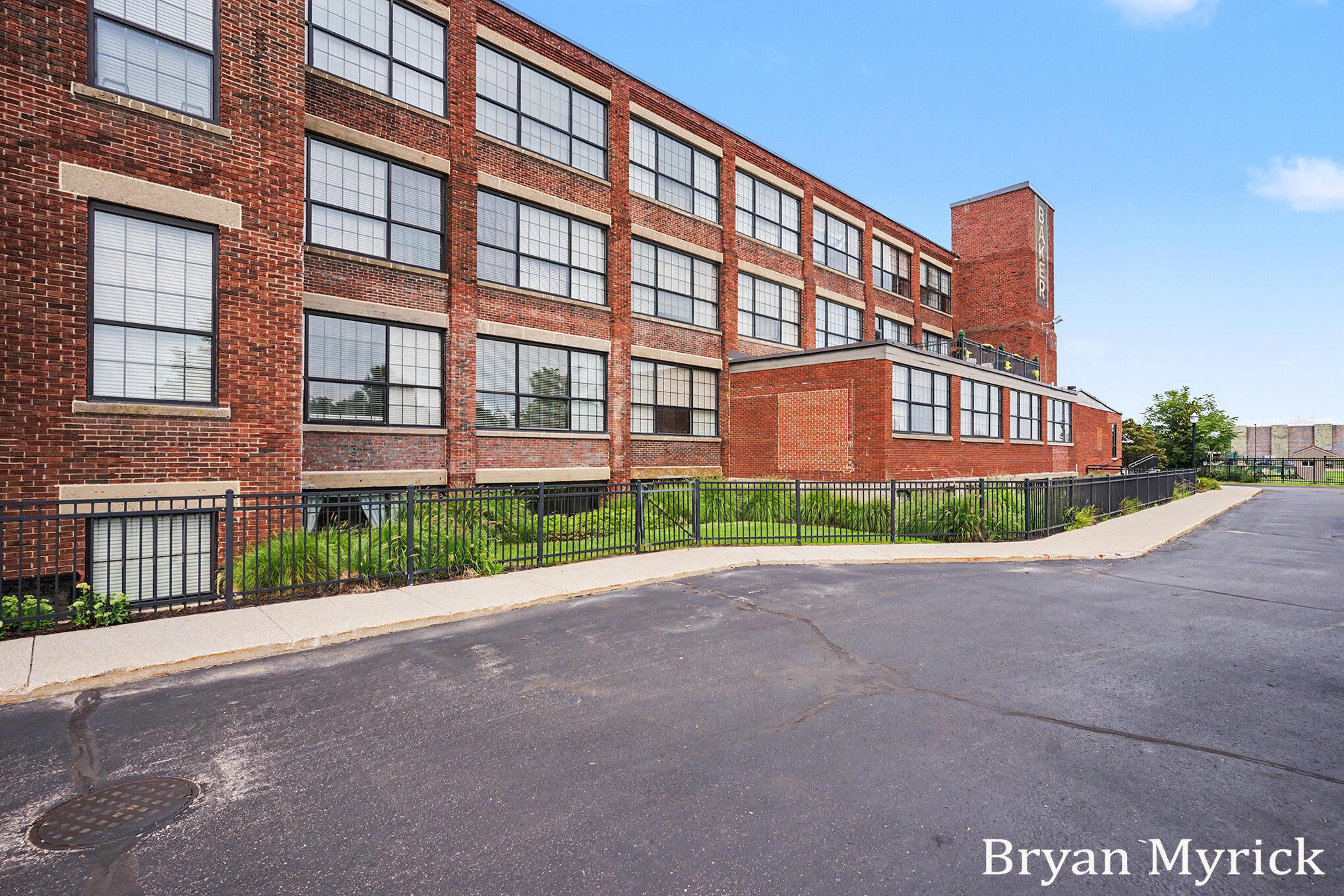 533 Columbia Avenue Holland MI 49423
