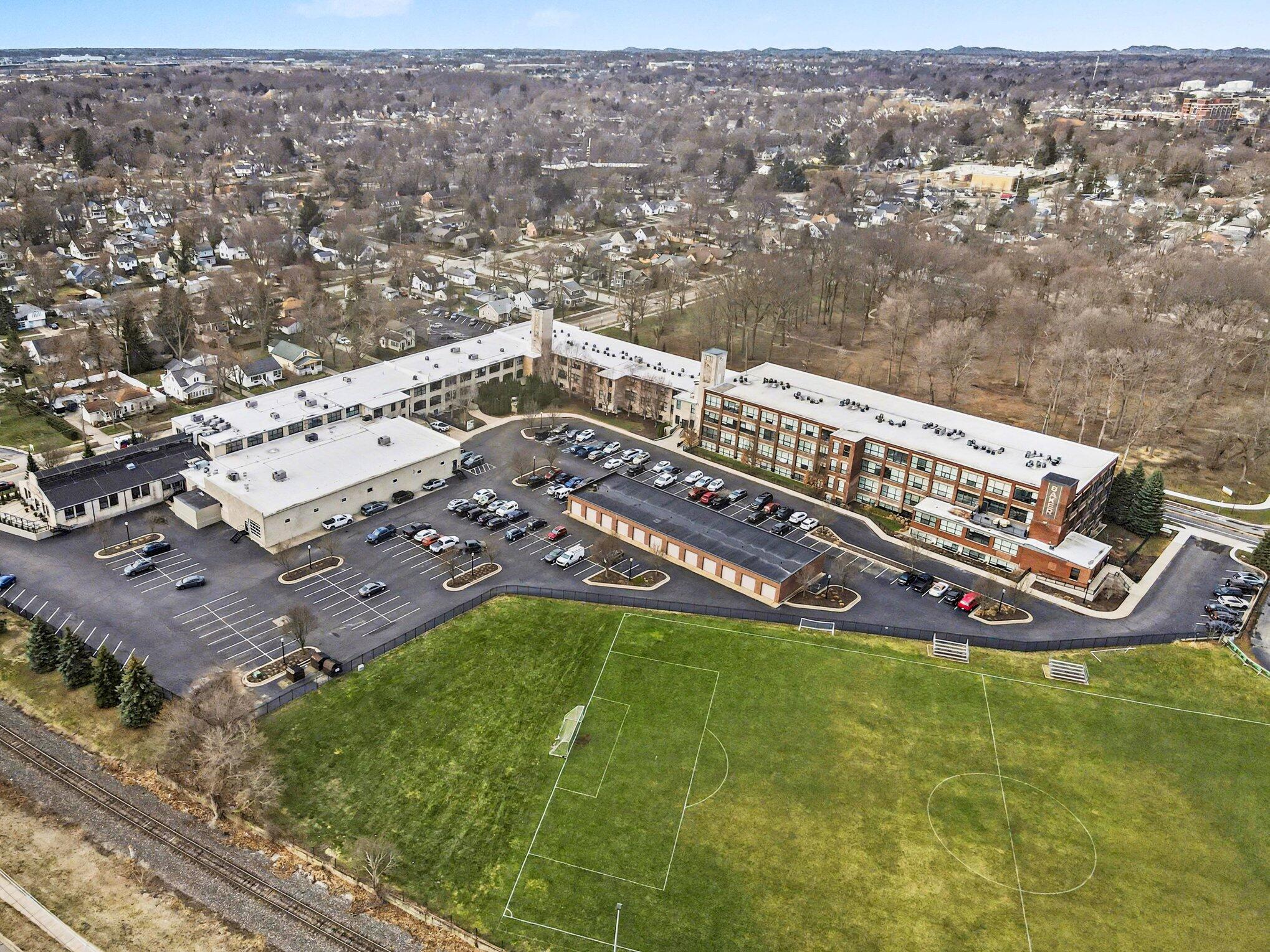 533 Columbia Avenue Holland MI 49423
