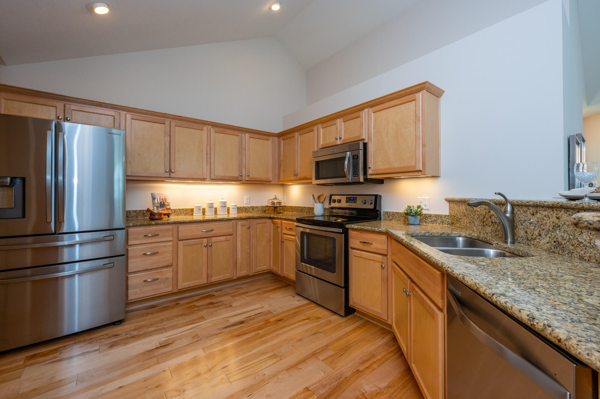 2787 Villa Lane Benton Harbor MI 49022