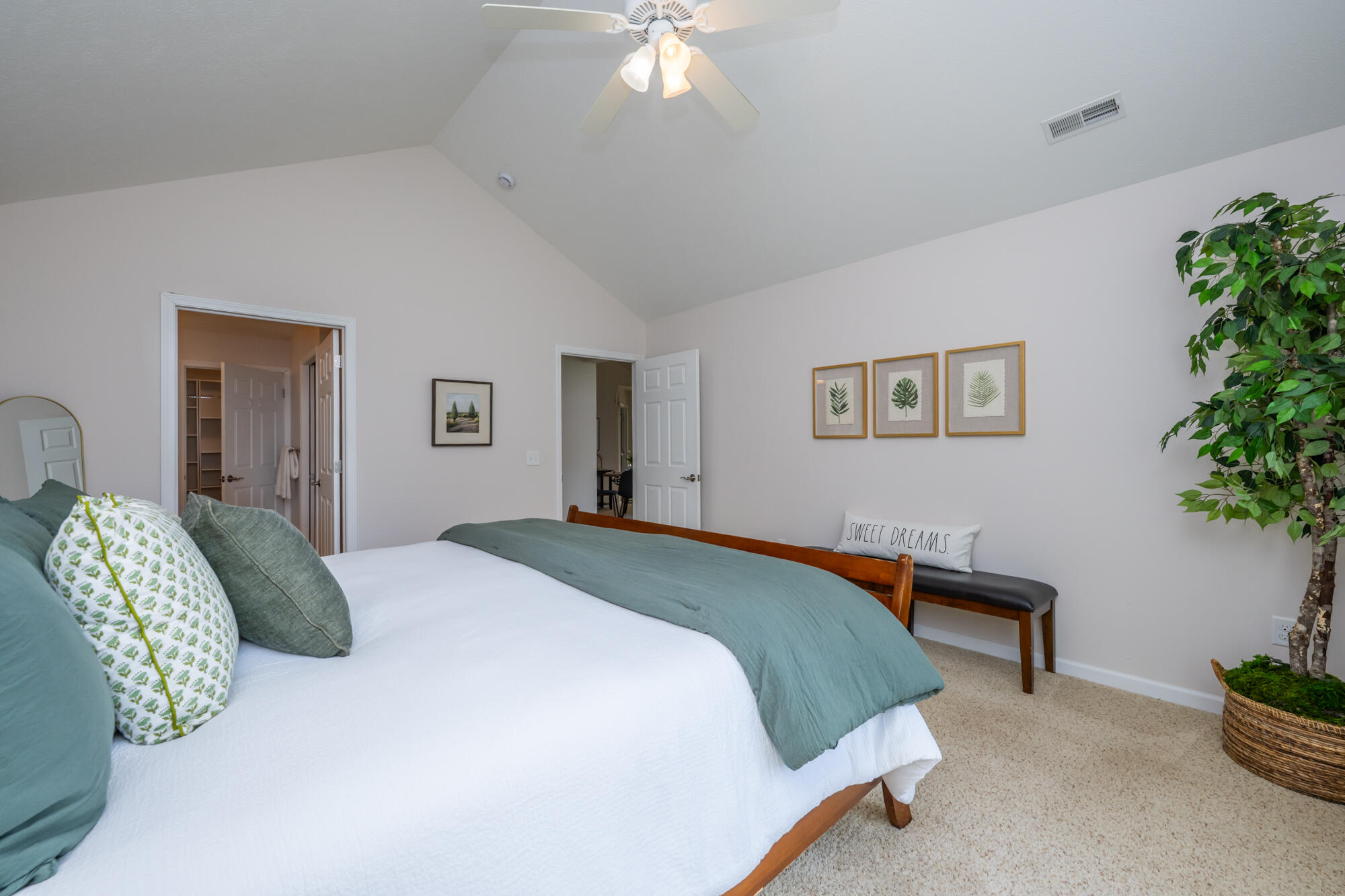 2787 Villa Lane Benton Harbor MI 49022