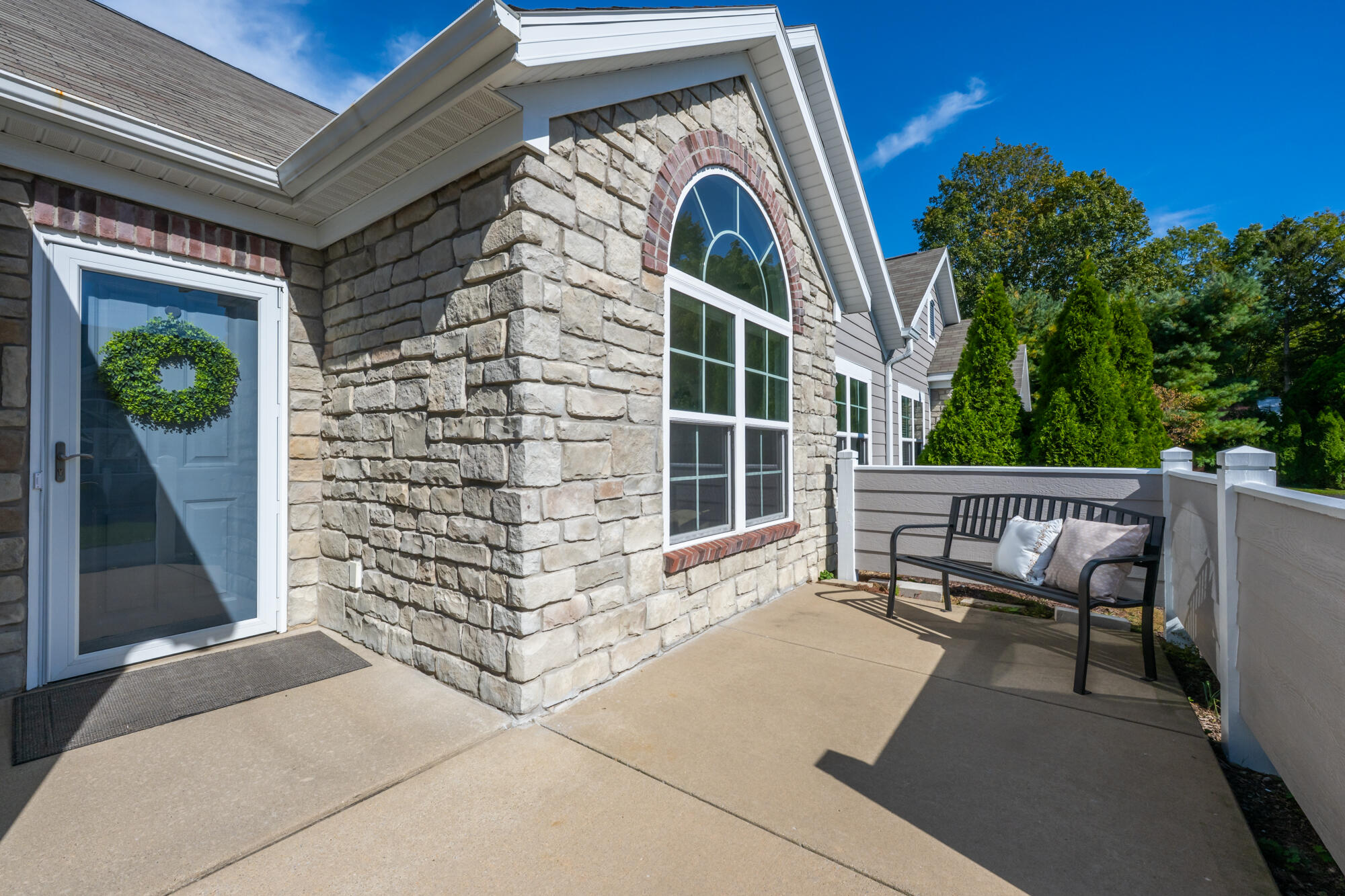 2787 Villa Lane Benton Harbor MI 49022