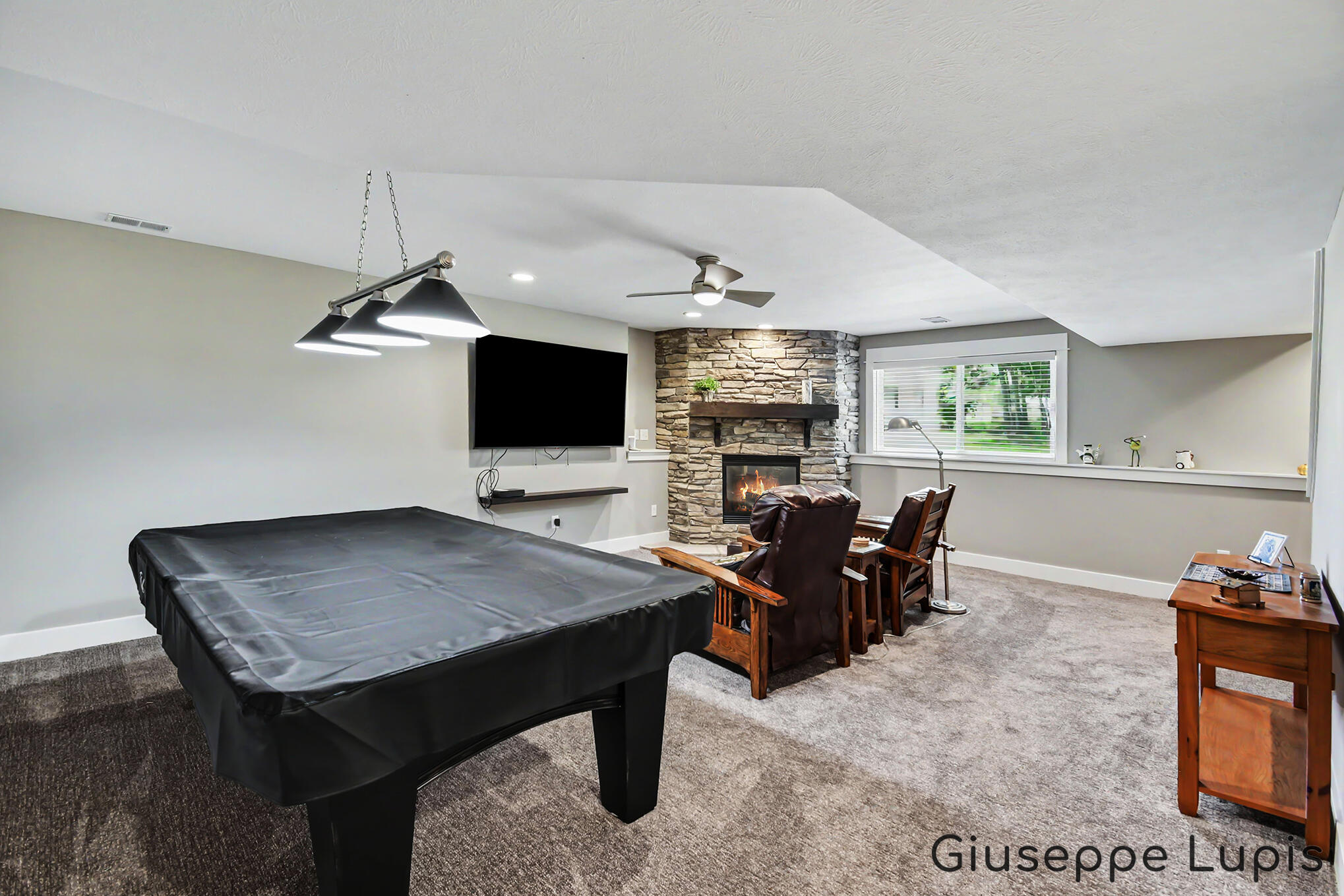 1023 Kensington Street NW Grand Rapids MI 49534