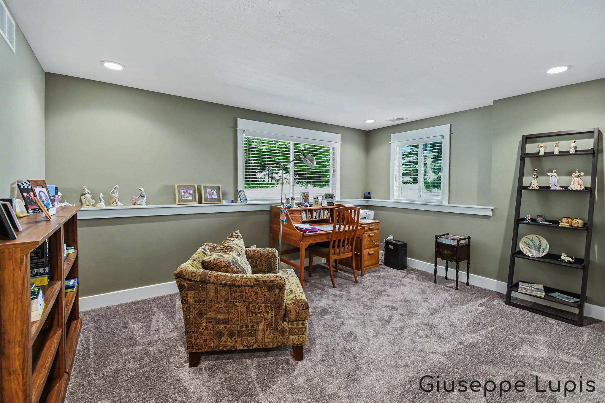 1023 Kensington Street NW Grand Rapids MI 49534