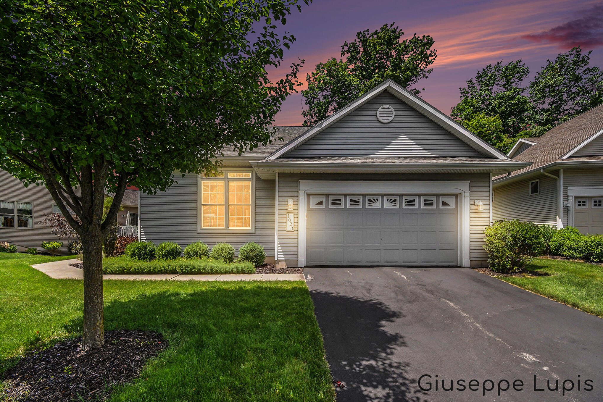 1023 Kensington Street NW Grand Rapids MI 49534