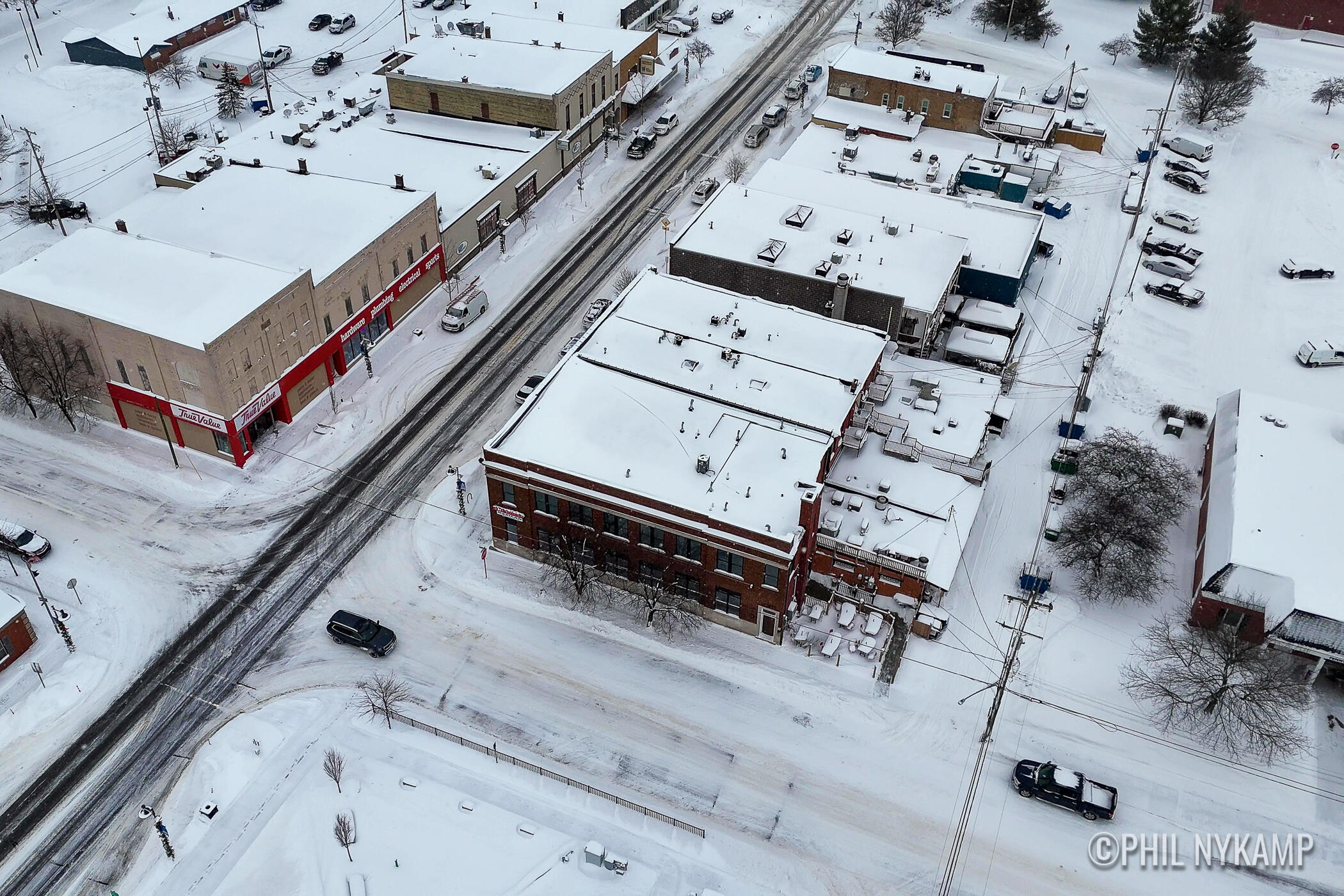 106 E Main Street Fennville MI 49408