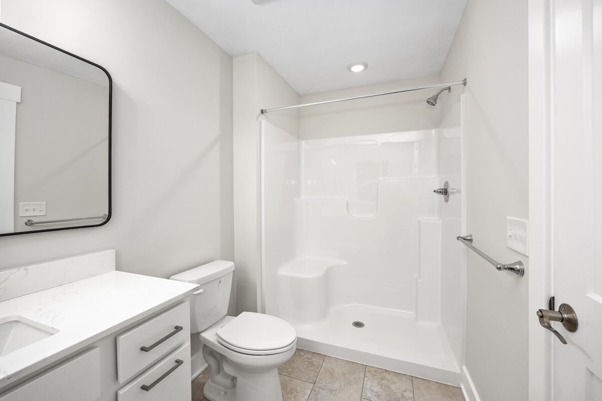 2221 Watertown Way NE Grand Rapids MI 49505