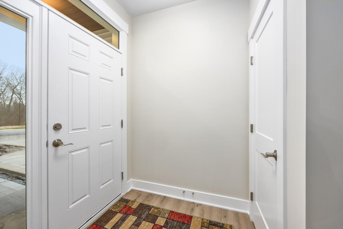 2221 Watertown Way NE Grand Rapids MI 49505