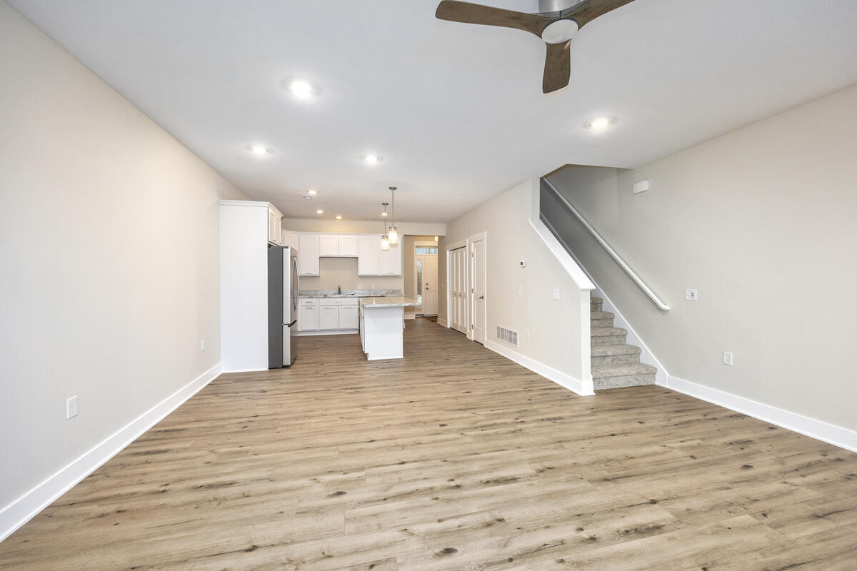 2221 Watertown Way NE Grand Rapids MI 49505