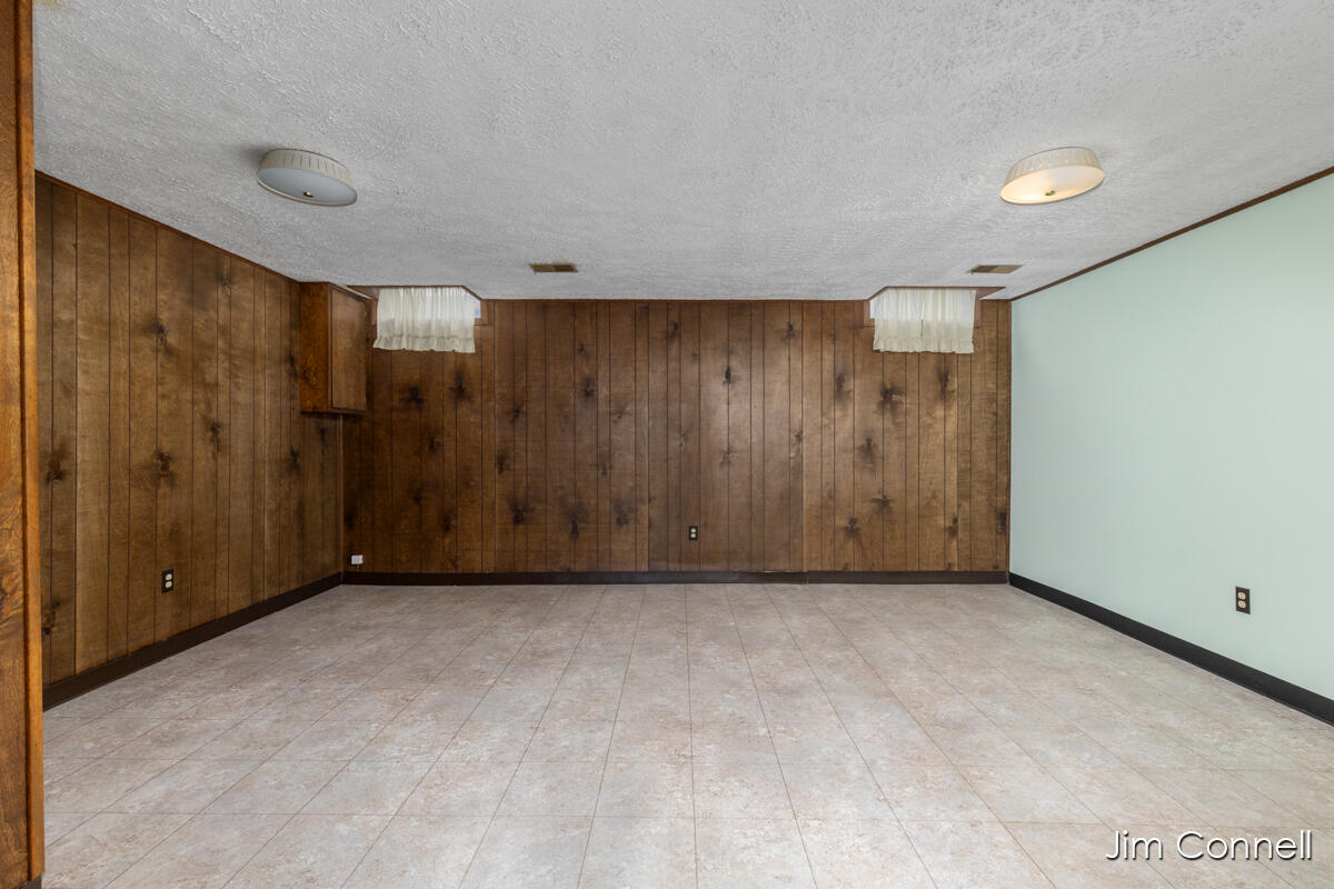 2704 Zuni Trail SE Grand Rapids MI 49506
