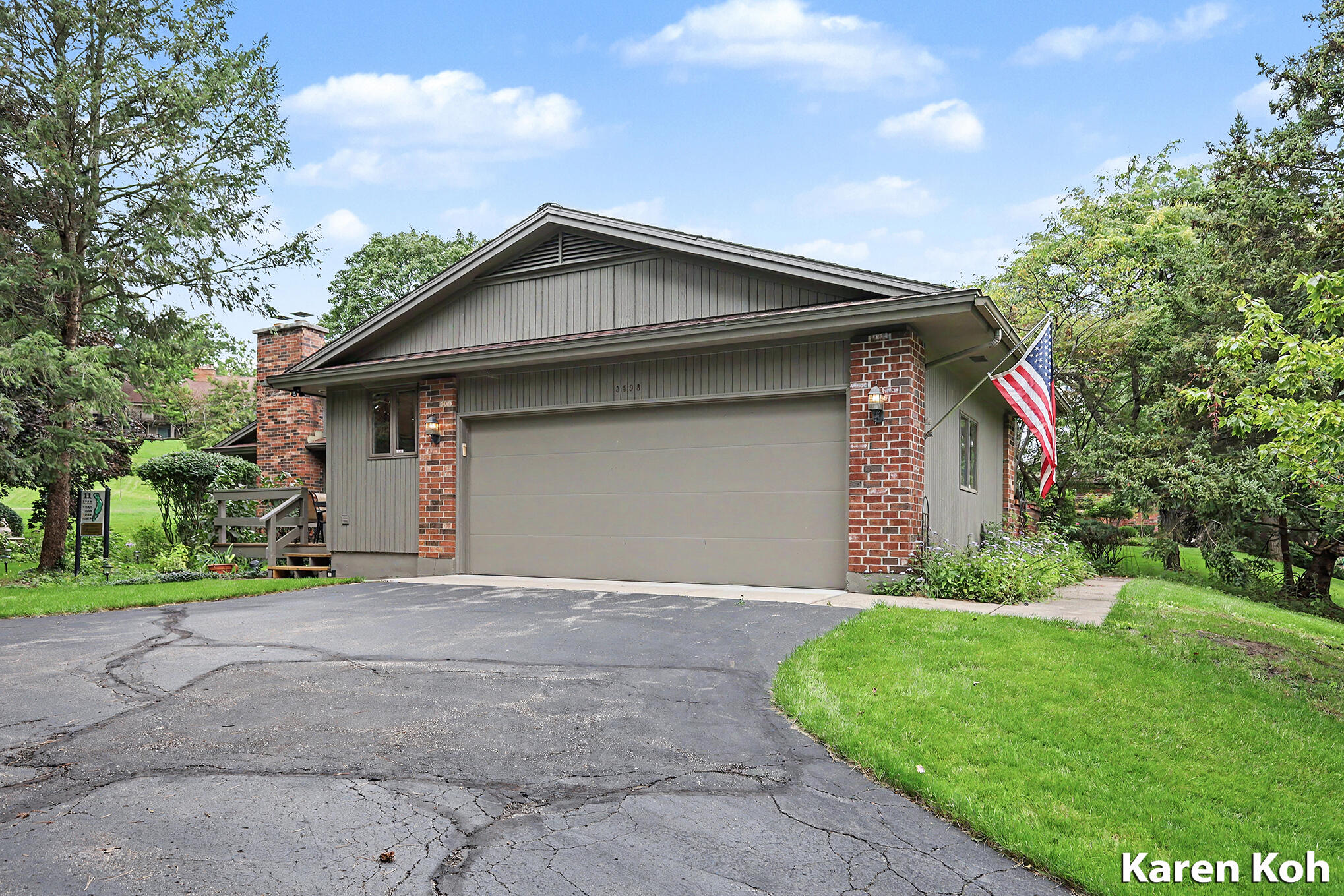 3598 Charlevoix Drive SE Grand Rapids MI 49546