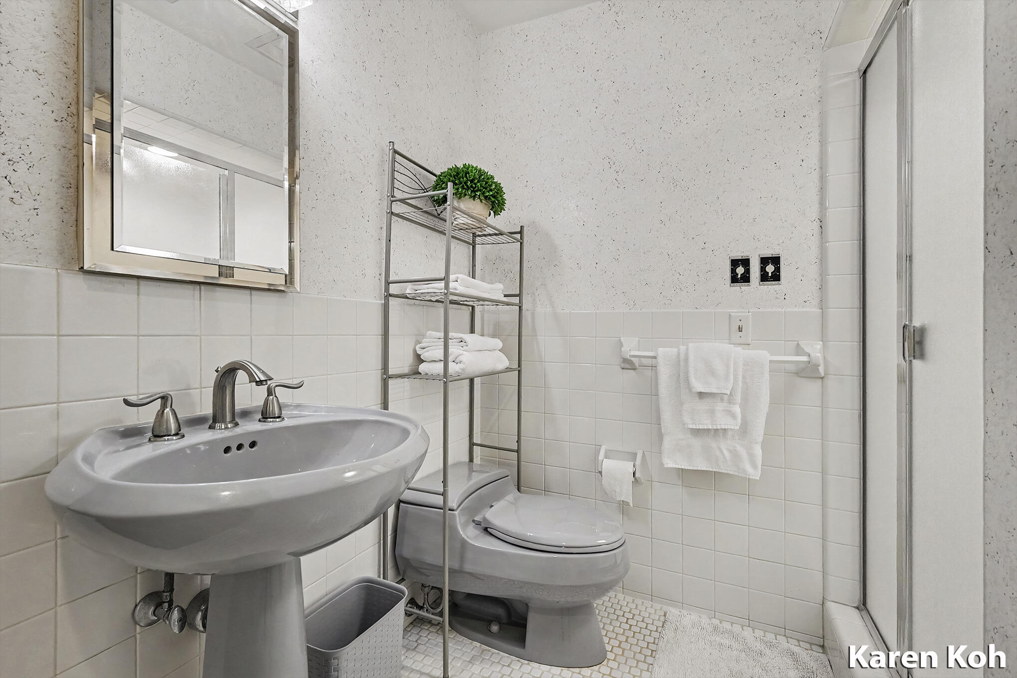 3598 Charlevoix Drive SE Grand Rapids MI 49546